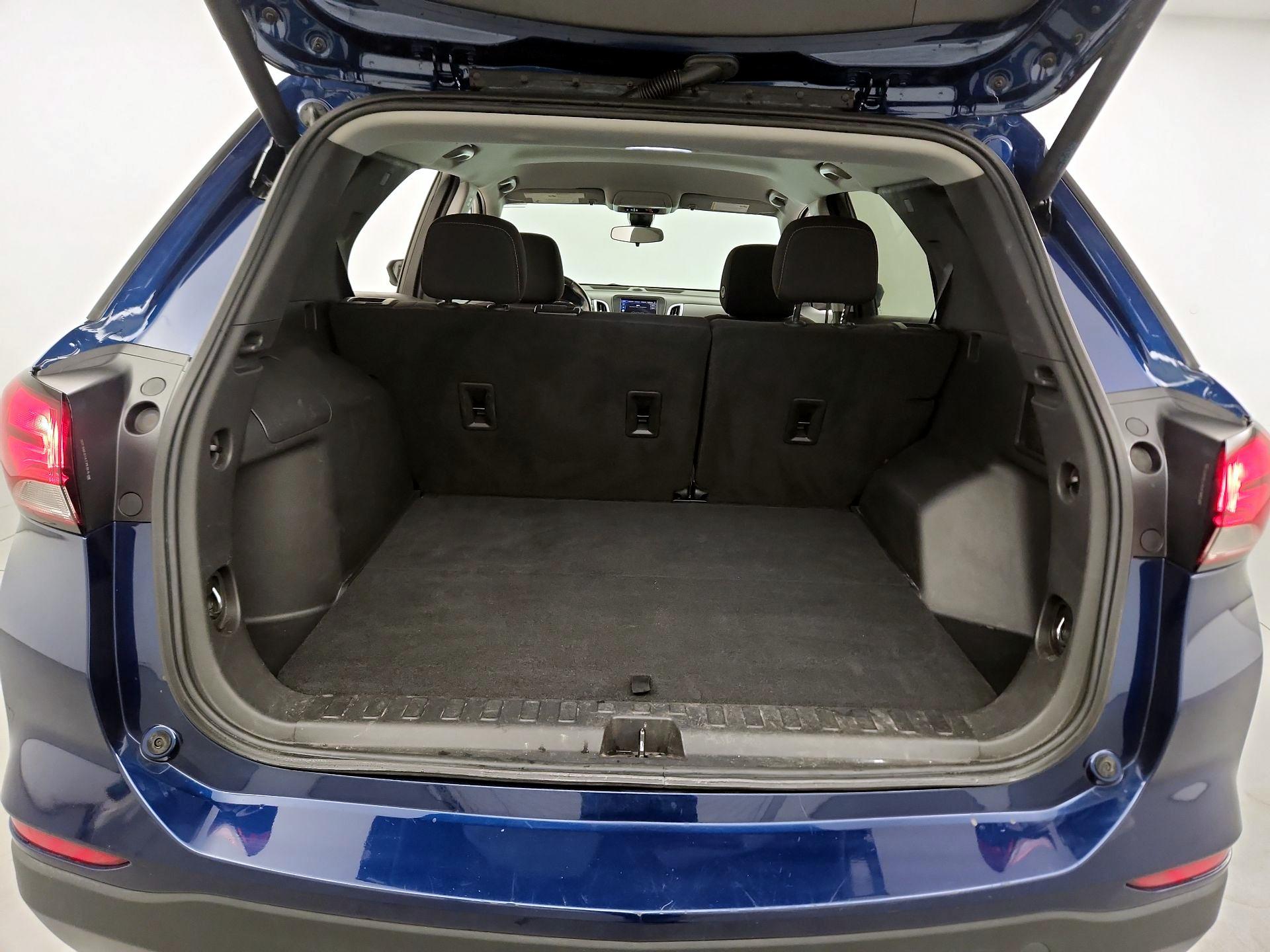 Thumbnail: 2022 Chevrolet Equinox - 20