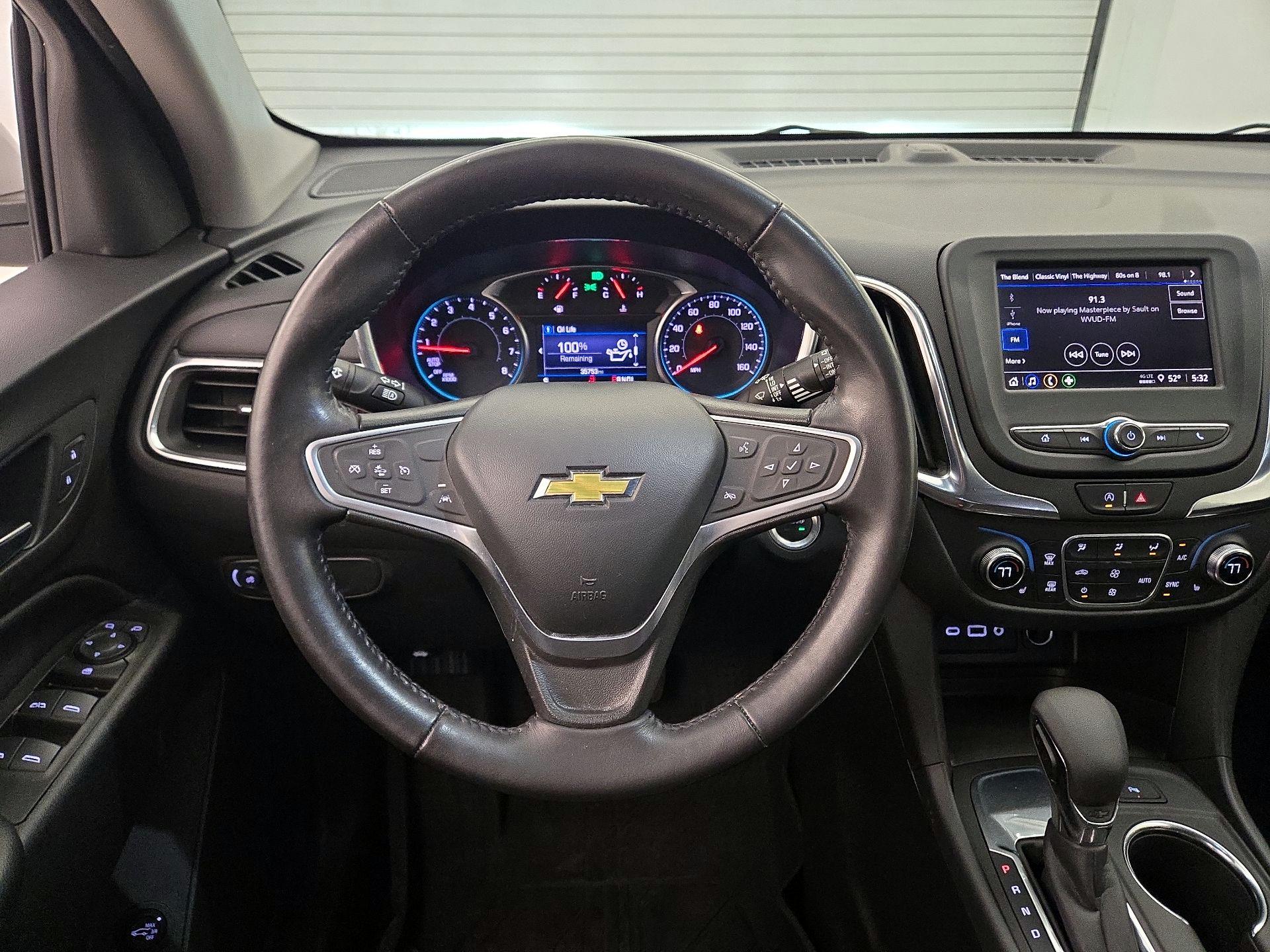 Thumbnail: 2022 Chevrolet Equinox - 10