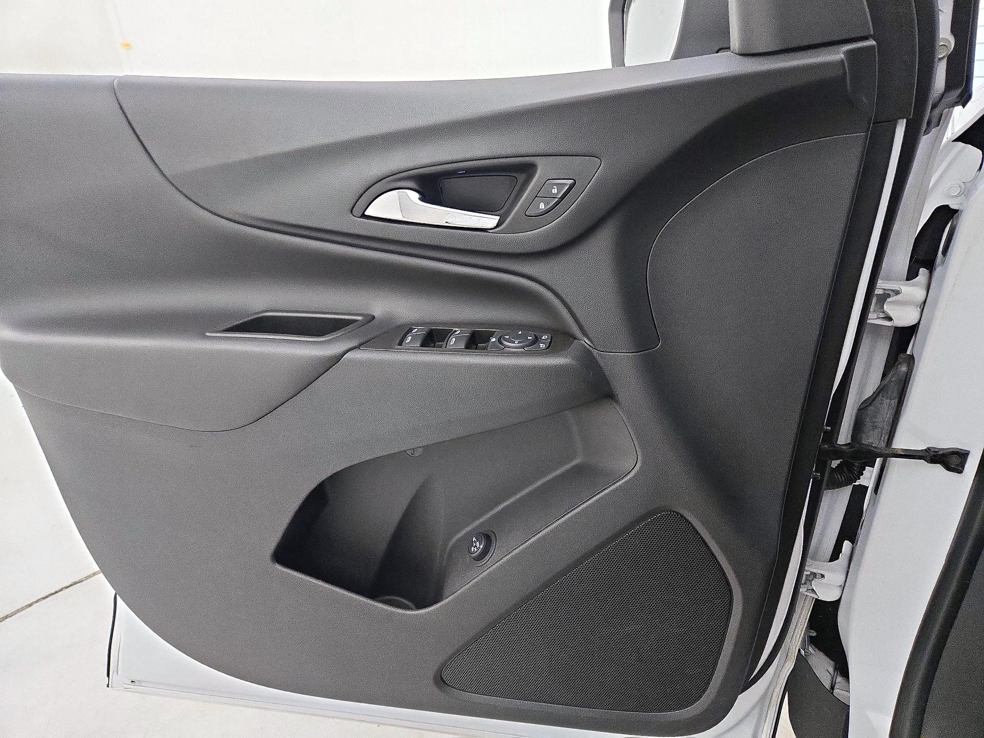 Thumbnail: 2022 Chevrolet Equinox - 12