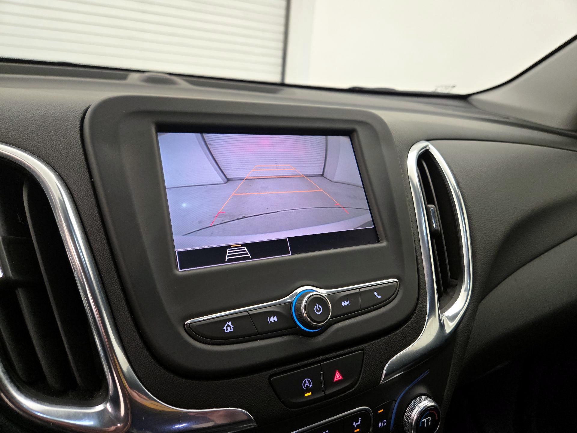 Thumbnail: 2022 Chevrolet Equinox - 14