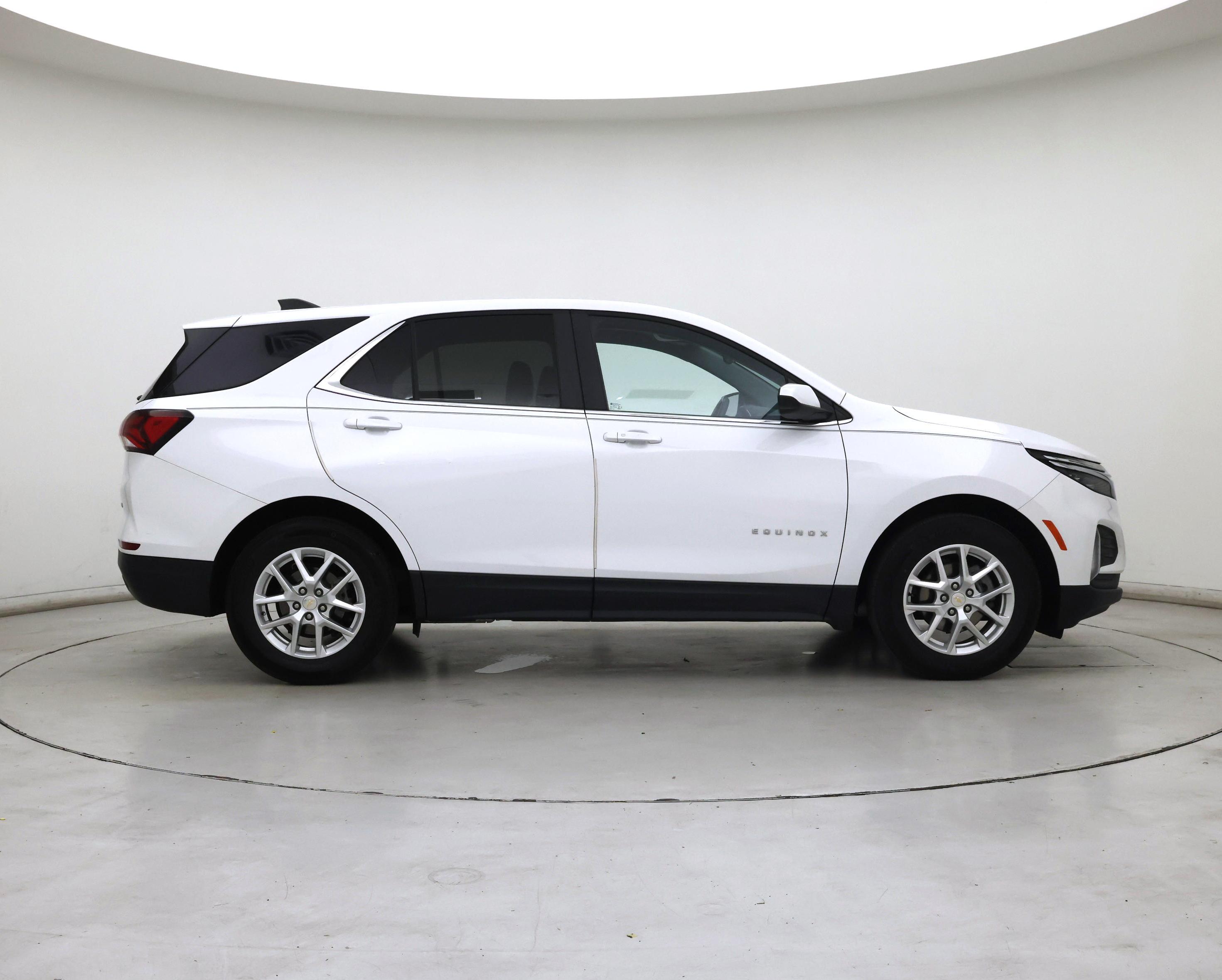 Thumbnail: 2022 Chevrolet Equinox - 7