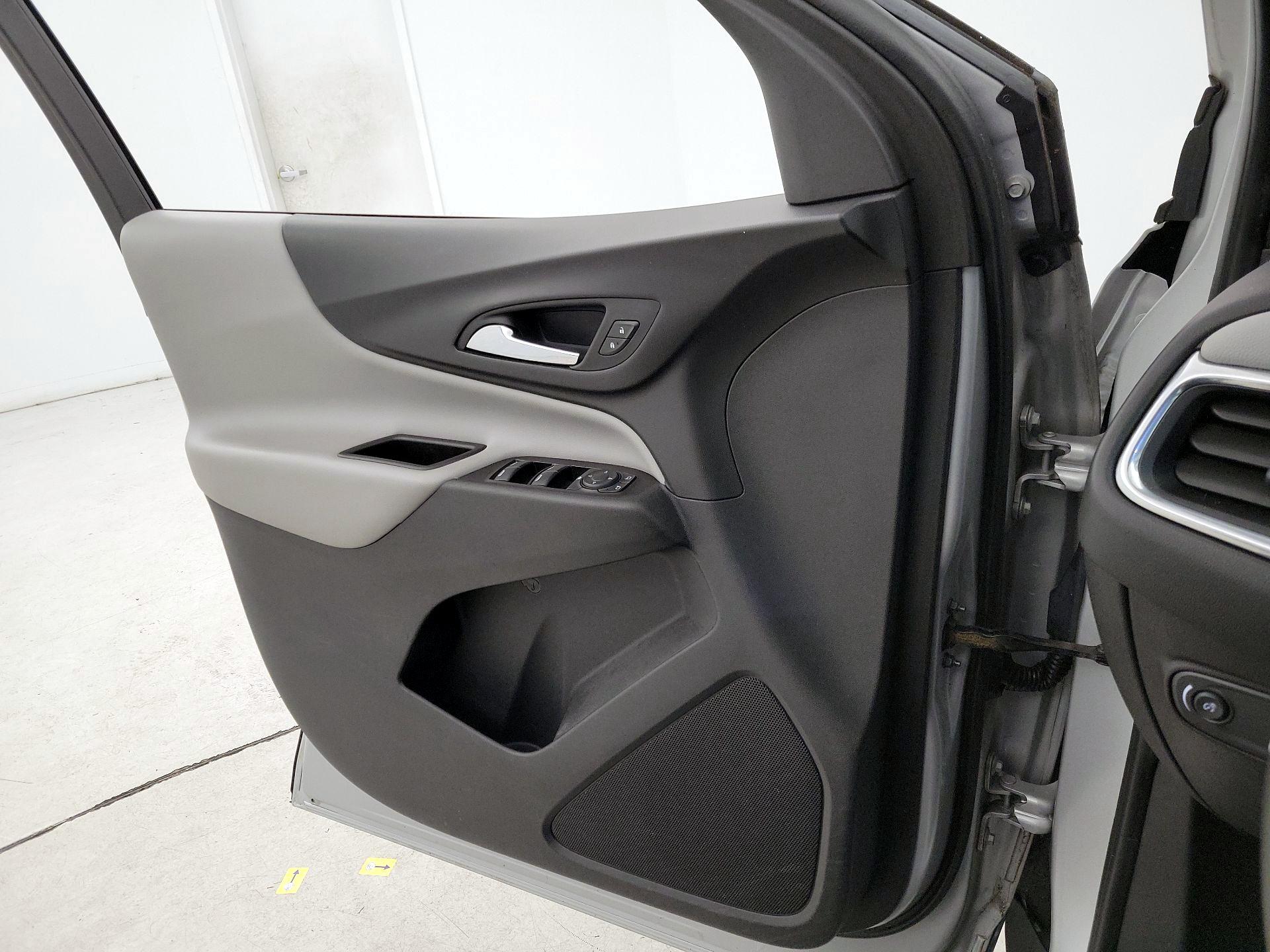 Thumbnail: 2020 Chevrolet Equinox - 12