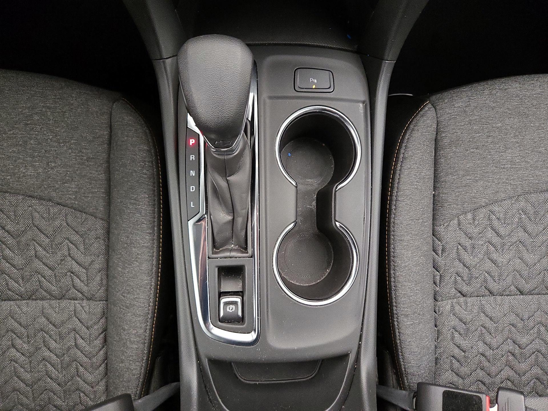 Thumbnail: 2022 Chevrolet Equinox - 18