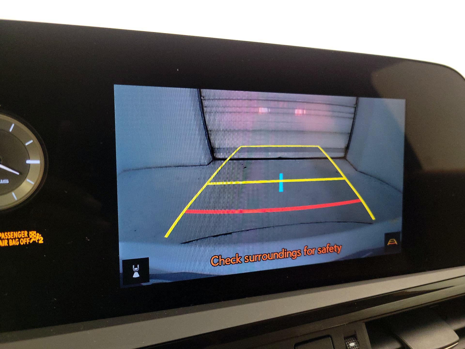 Thumbnail: 2023 Lexus ES - 14