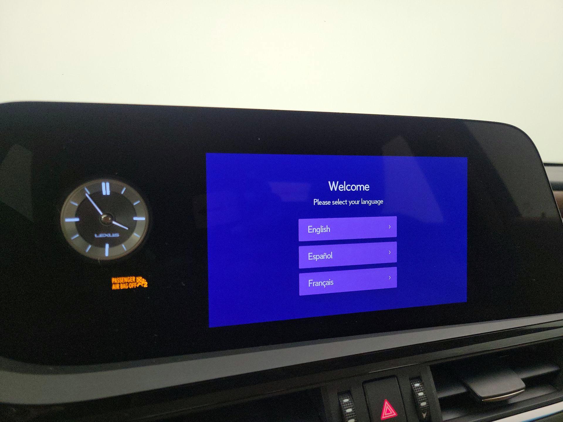 Thumbnail: 2023 Lexus ES - 15