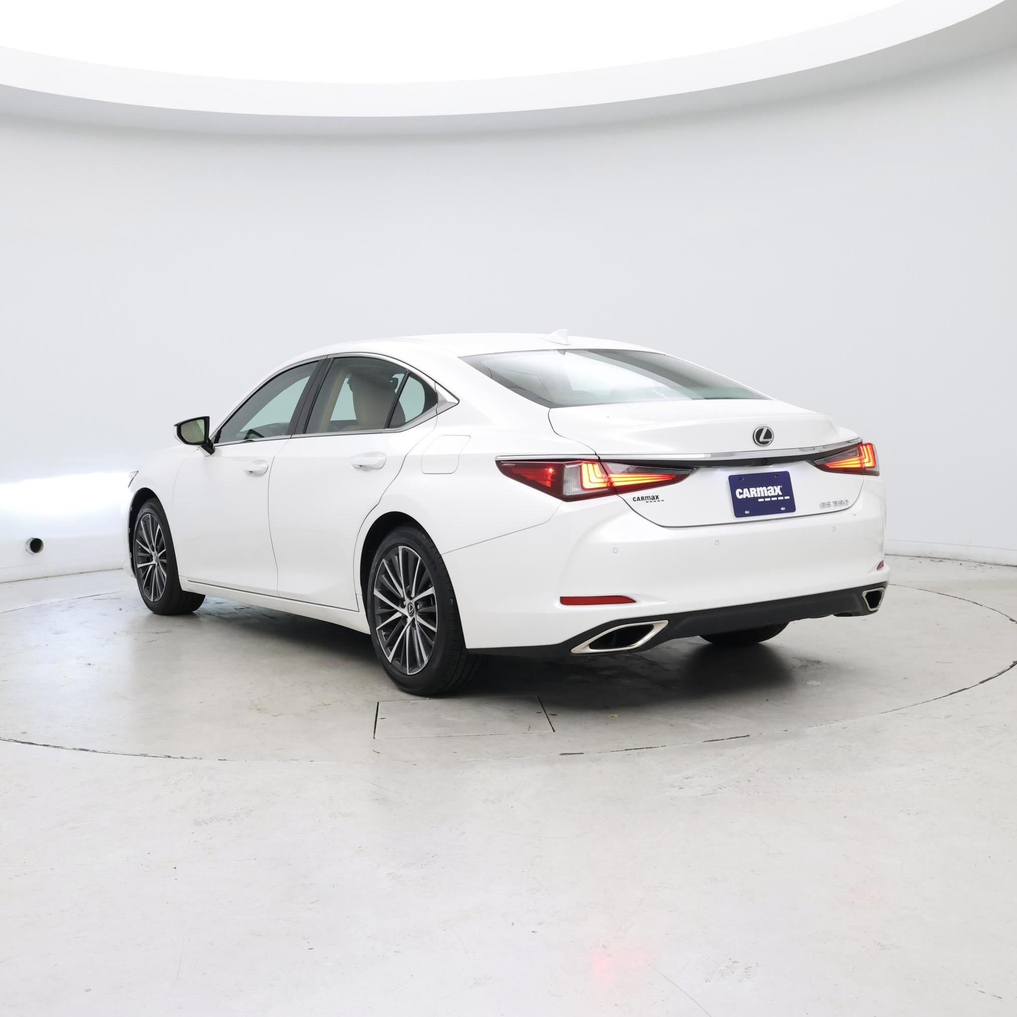 Thumbnail: 2023 Lexus ES - 2