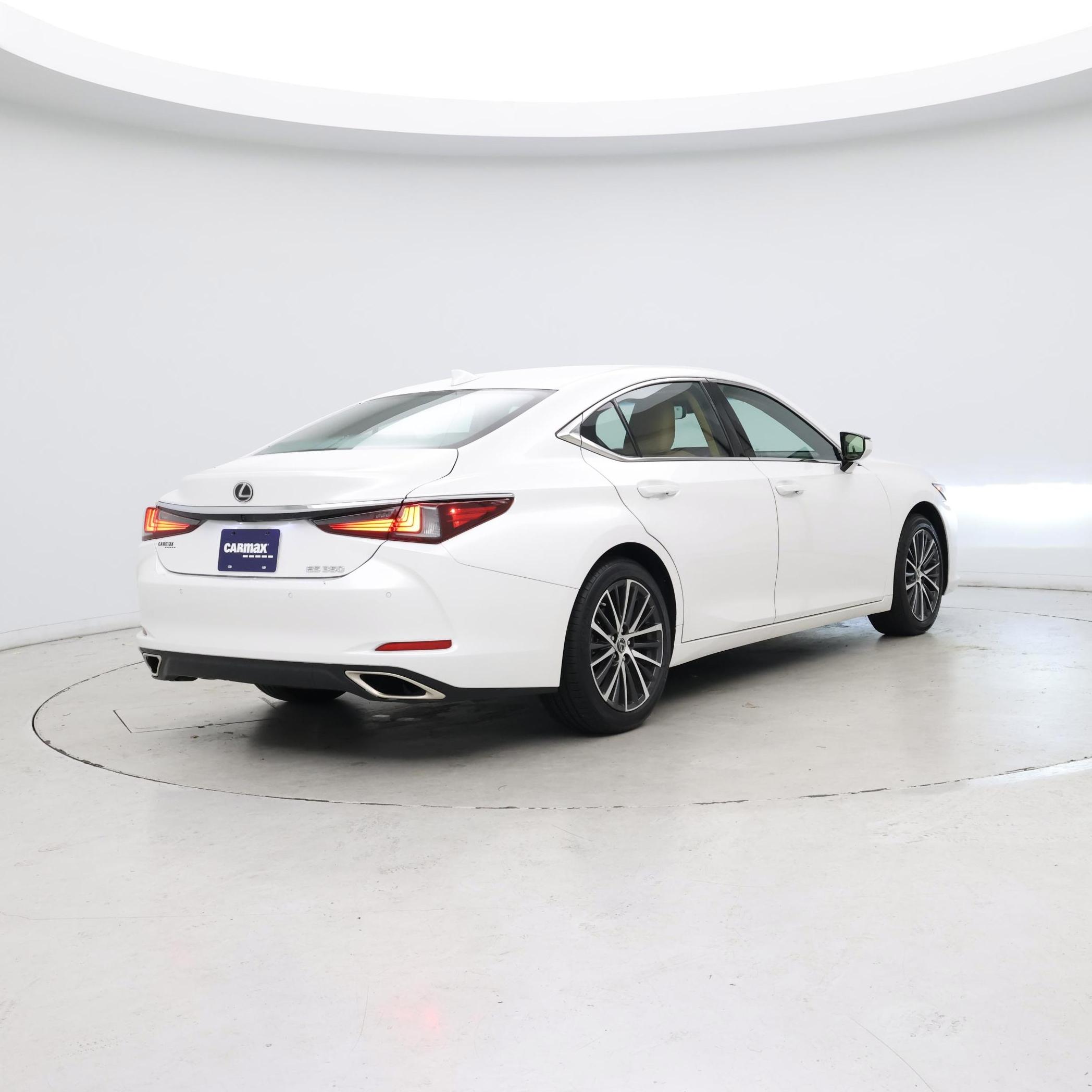 Thumbnail: 2023 Lexus ES - 8