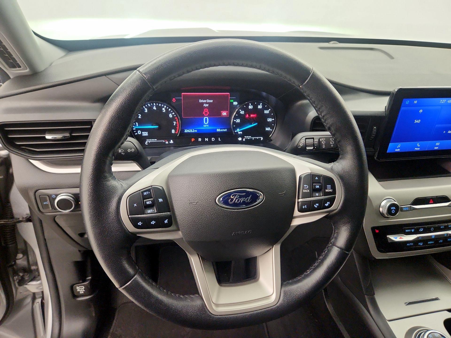 Thumbnail: 2022 Ford Explorer - 10