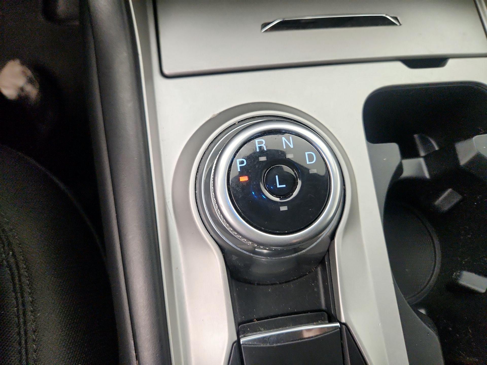 Thumbnail: 2022 Ford Explorer - 17