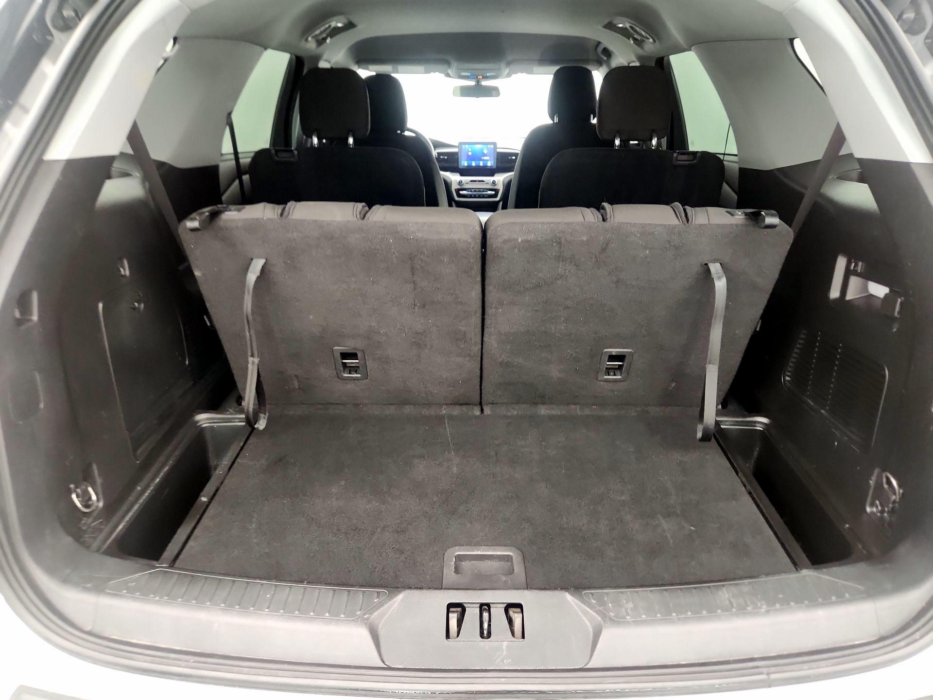 Thumbnail: 2022 Ford Explorer - 20