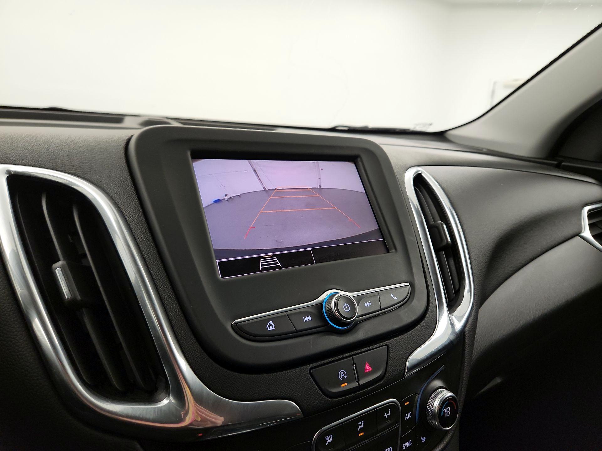 Thumbnail: 2022 Chevrolet Equinox - 12