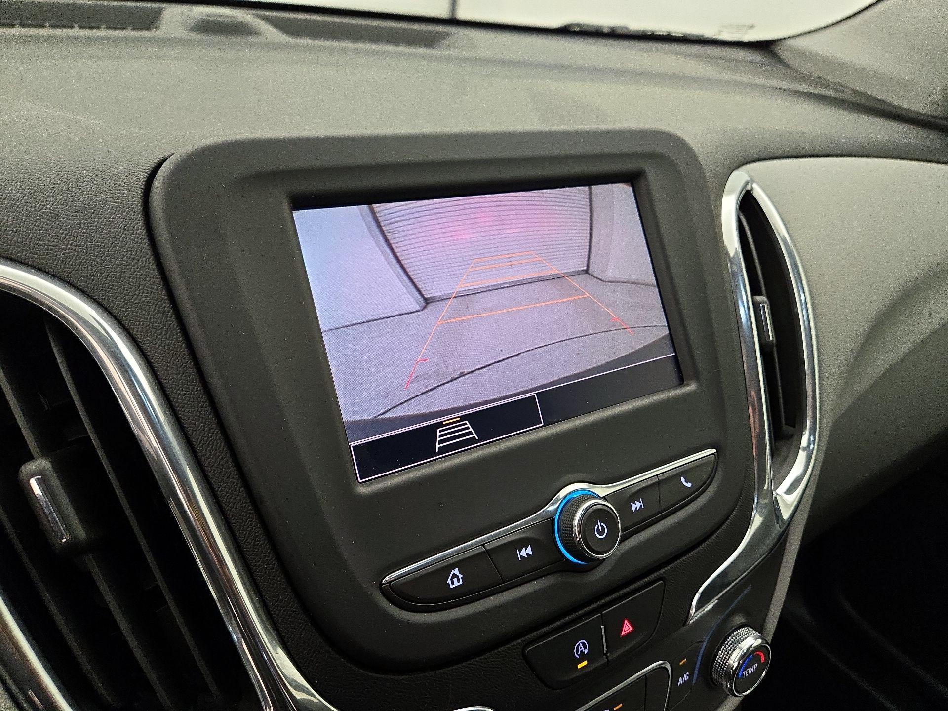 Thumbnail: 2022 Chevrolet Equinox - 14