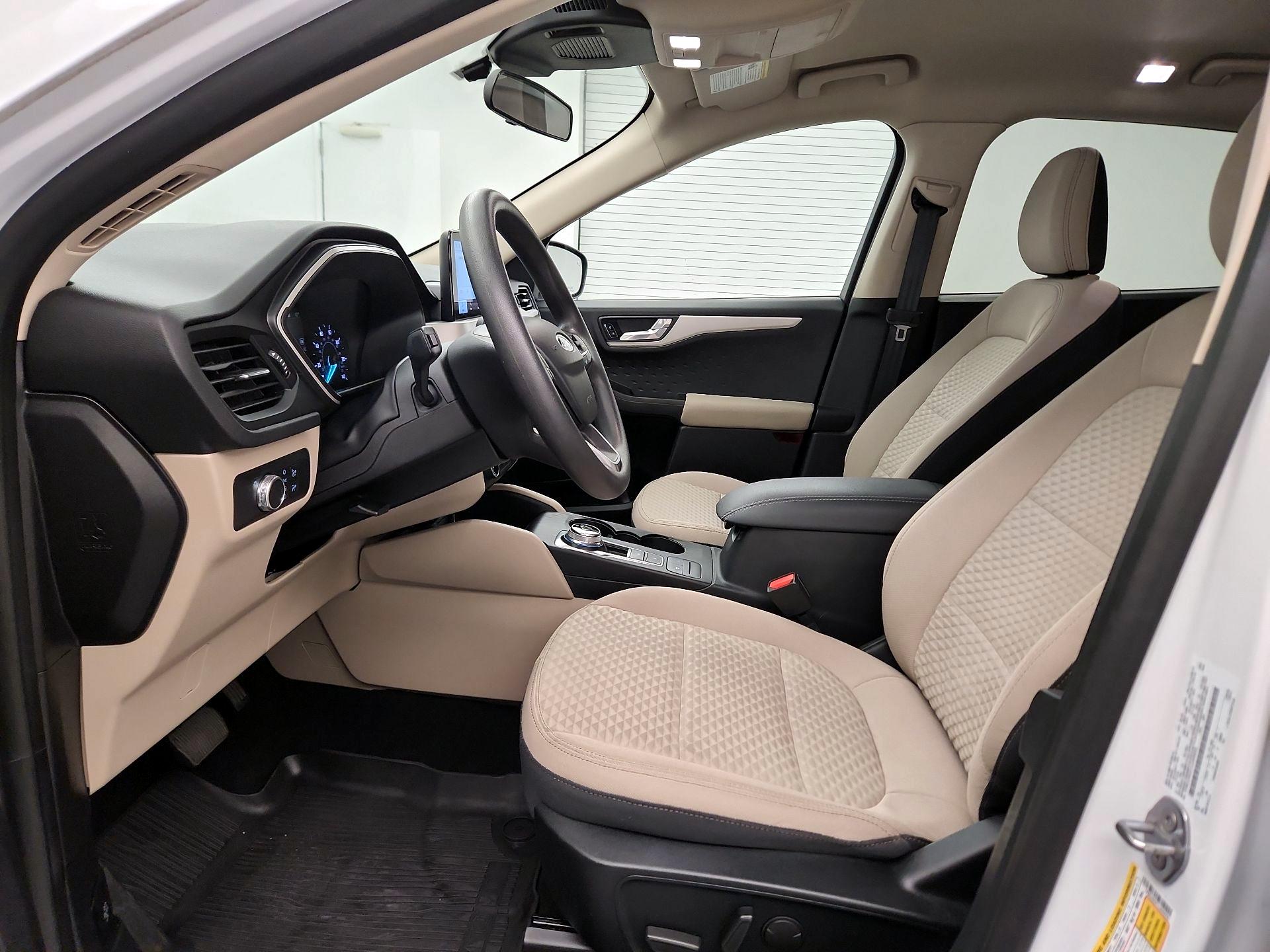 Thumbnail: 2020 Ford Escape - 11