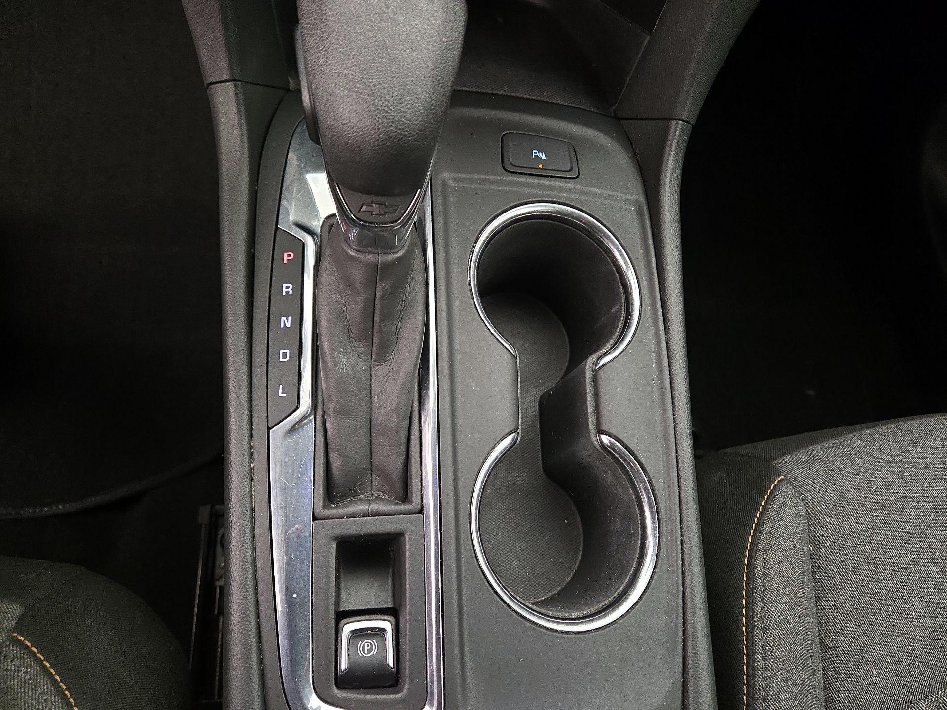 Thumbnail: 2022 Chevrolet Equinox - 17