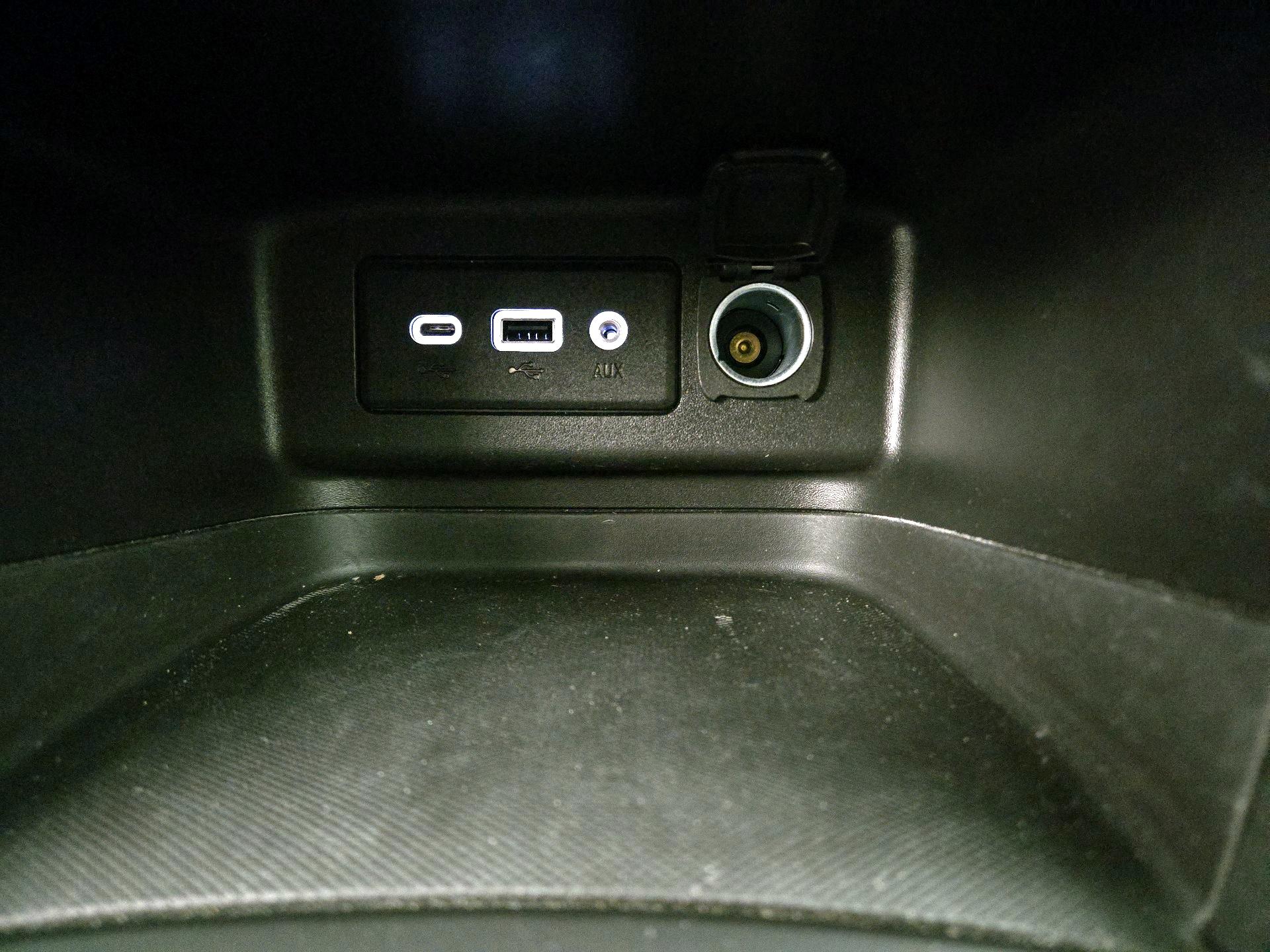 Thumbnail: 2022 Chevrolet Equinox - 18