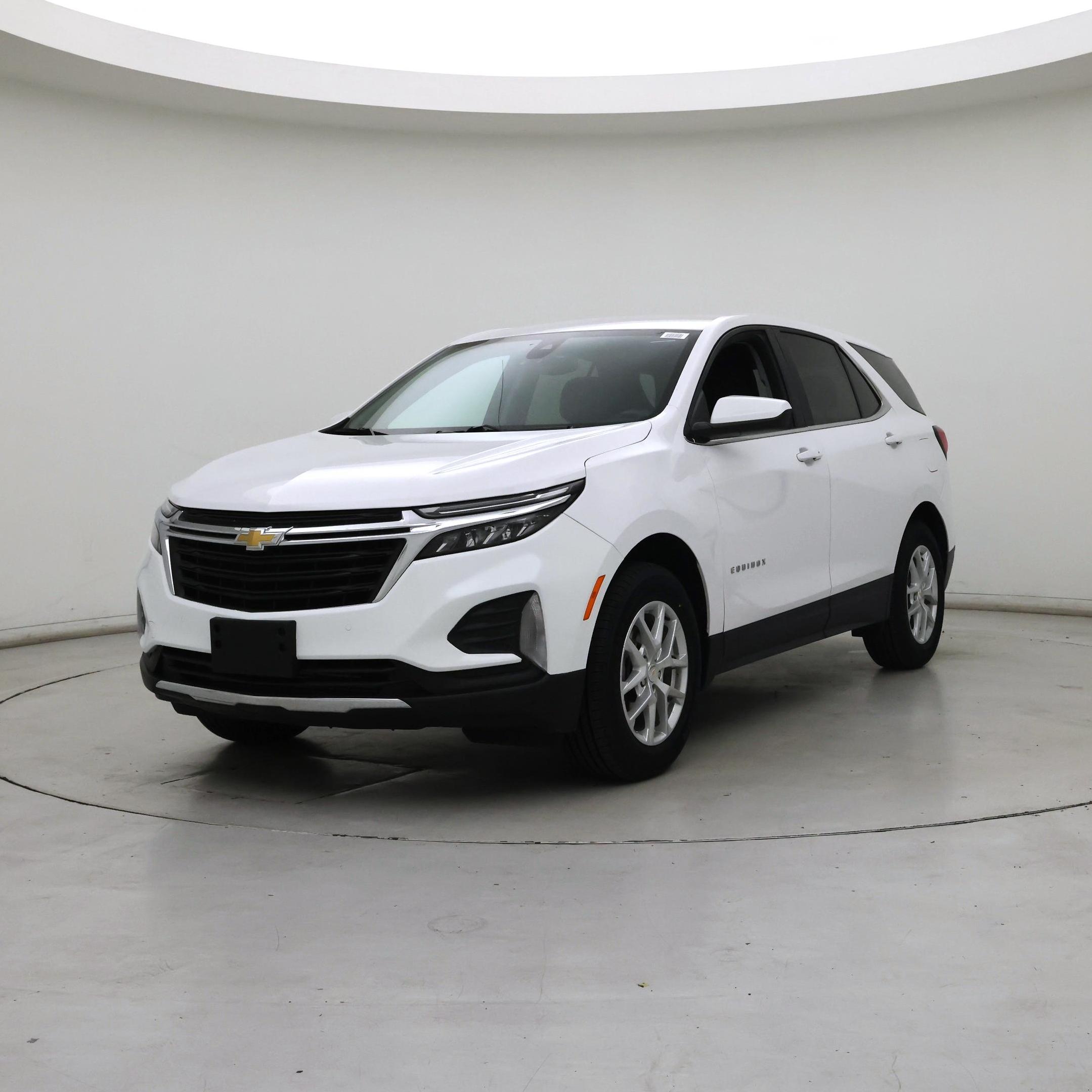 Thumbnail: 2022 Chevrolet Equinox - 4