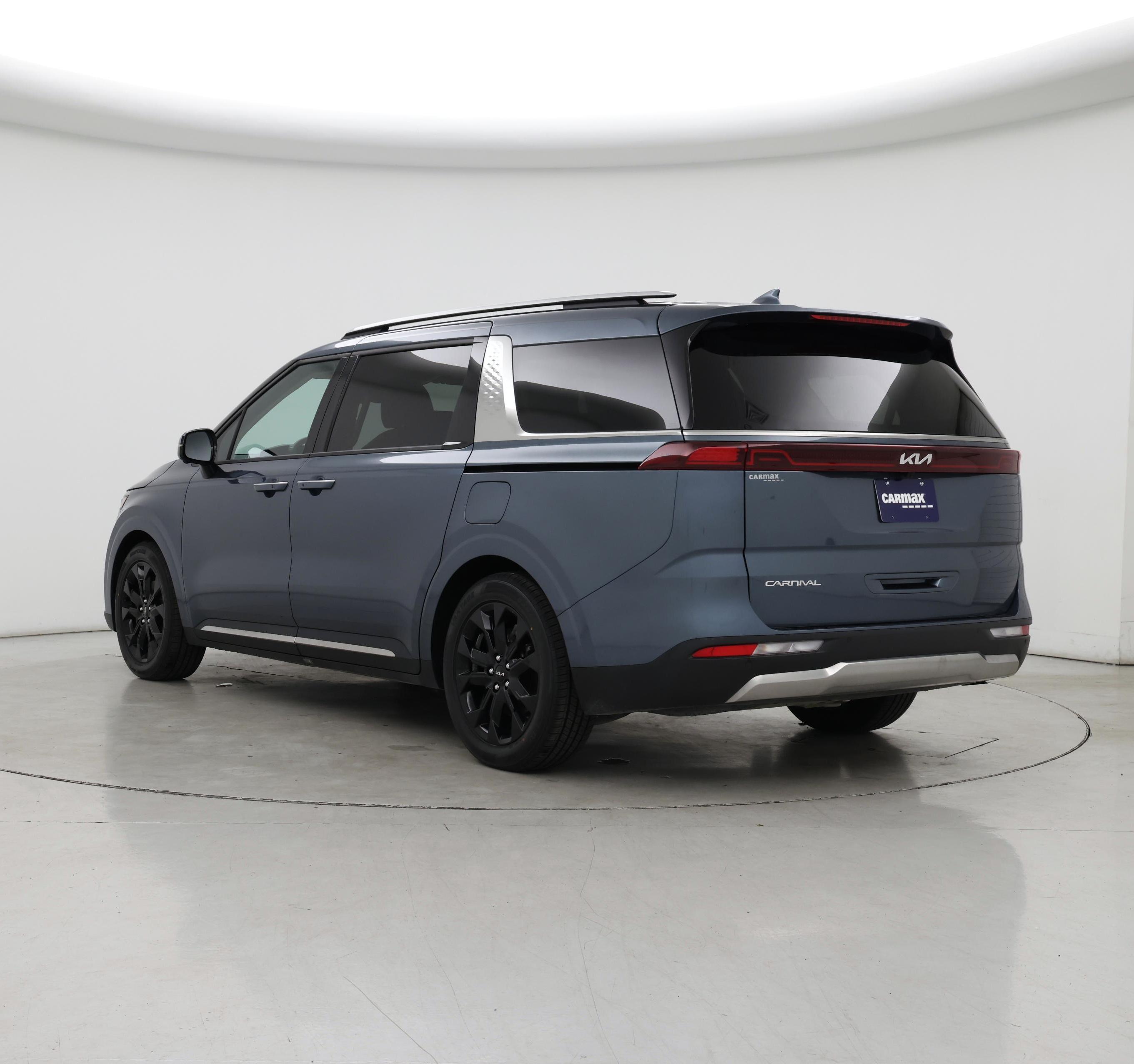 Thumbnail: 2024 Kia Carnival - 2