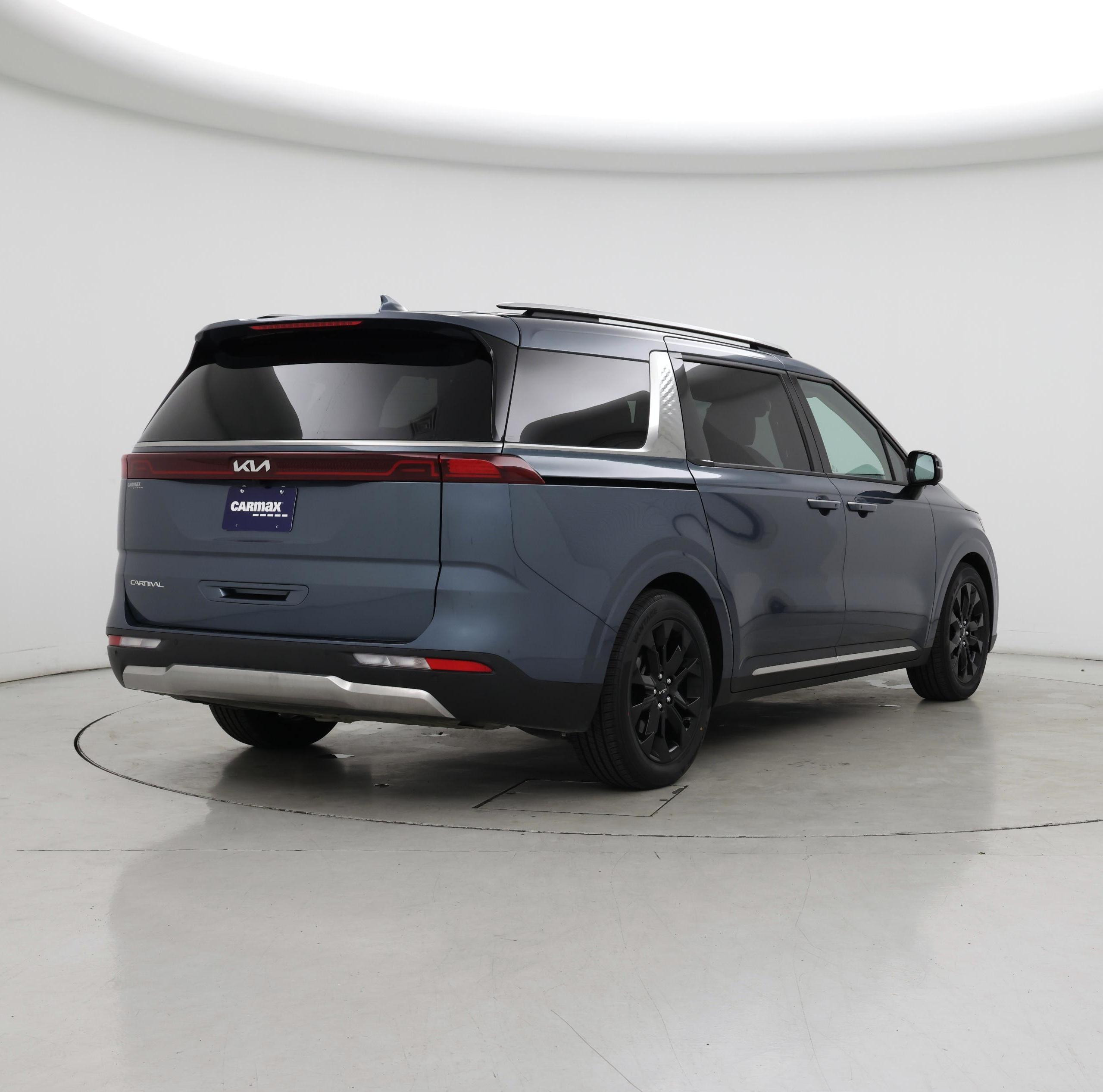 Thumbnail: 2024 Kia Carnival - 8