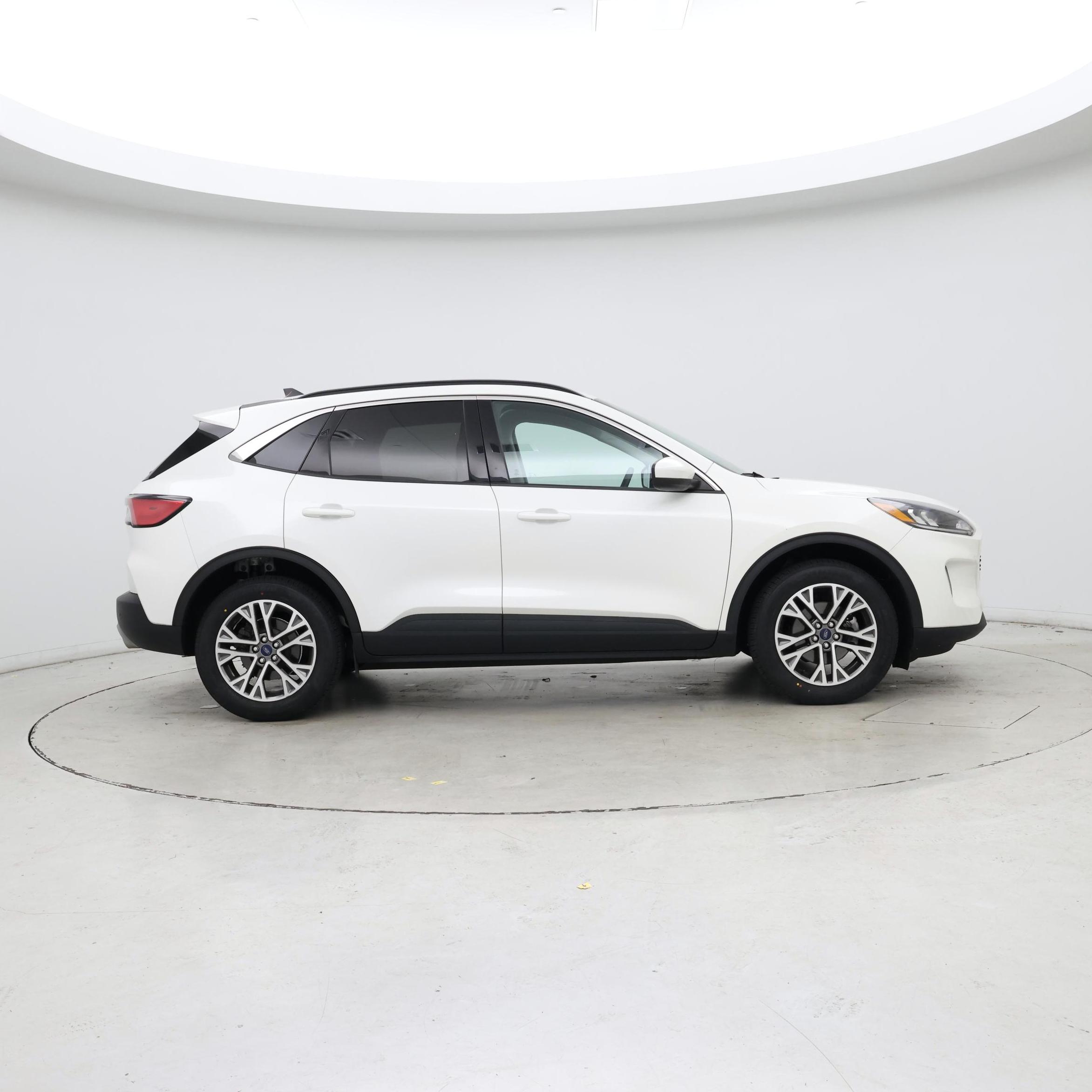 Thumbnail: 2022 Ford Escape - 7