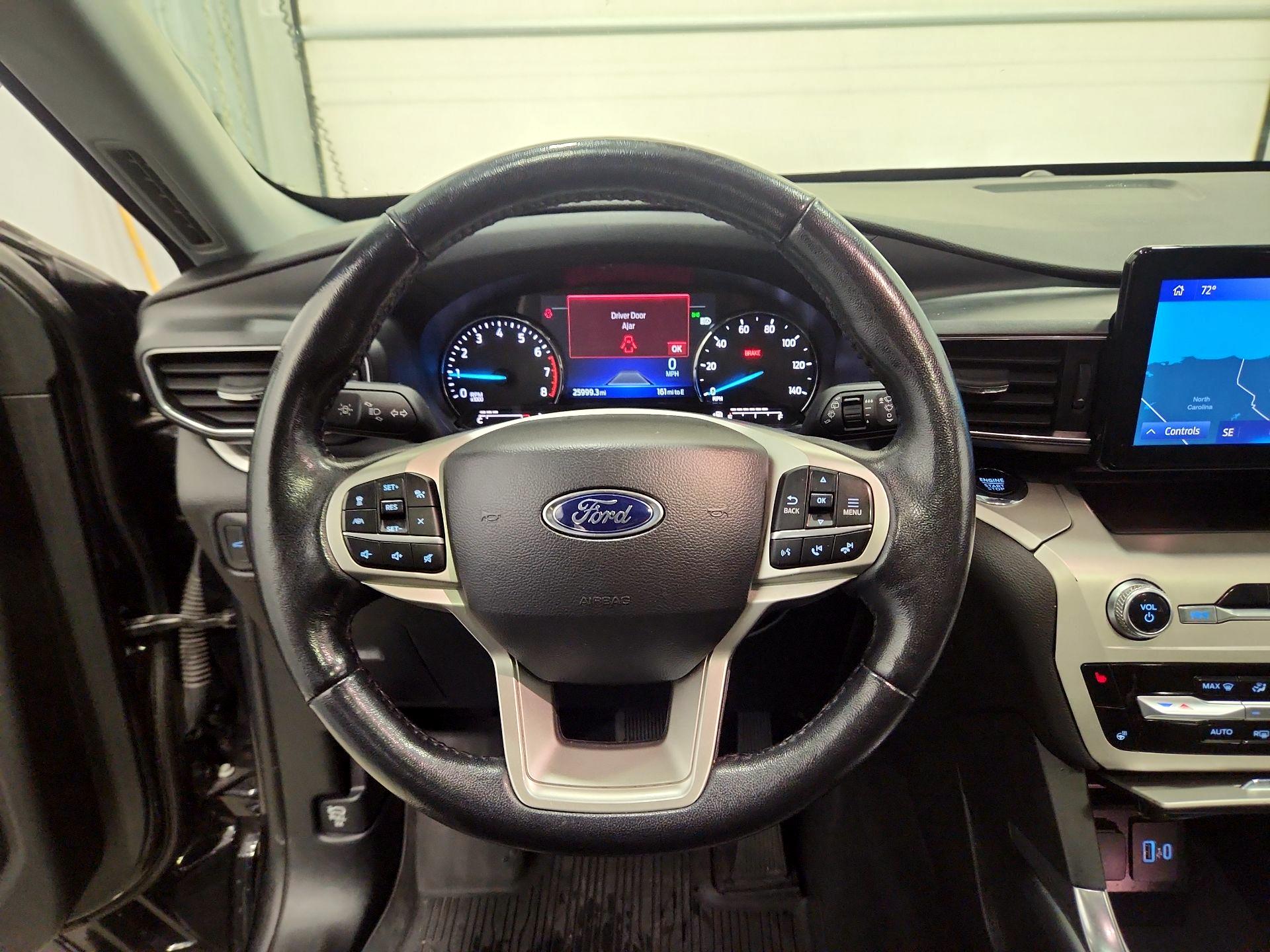 Thumbnail: 2022 Ford Explorer - 10