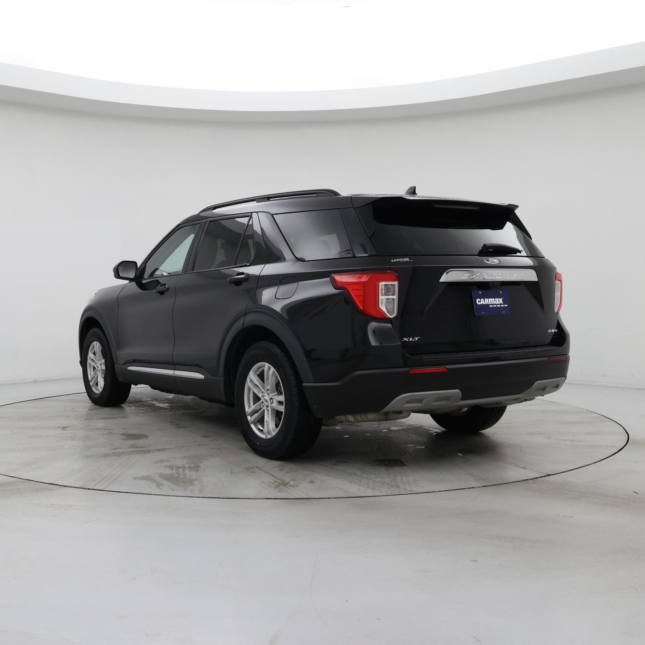 Thumbnail: 2022 Ford Explorer - 2