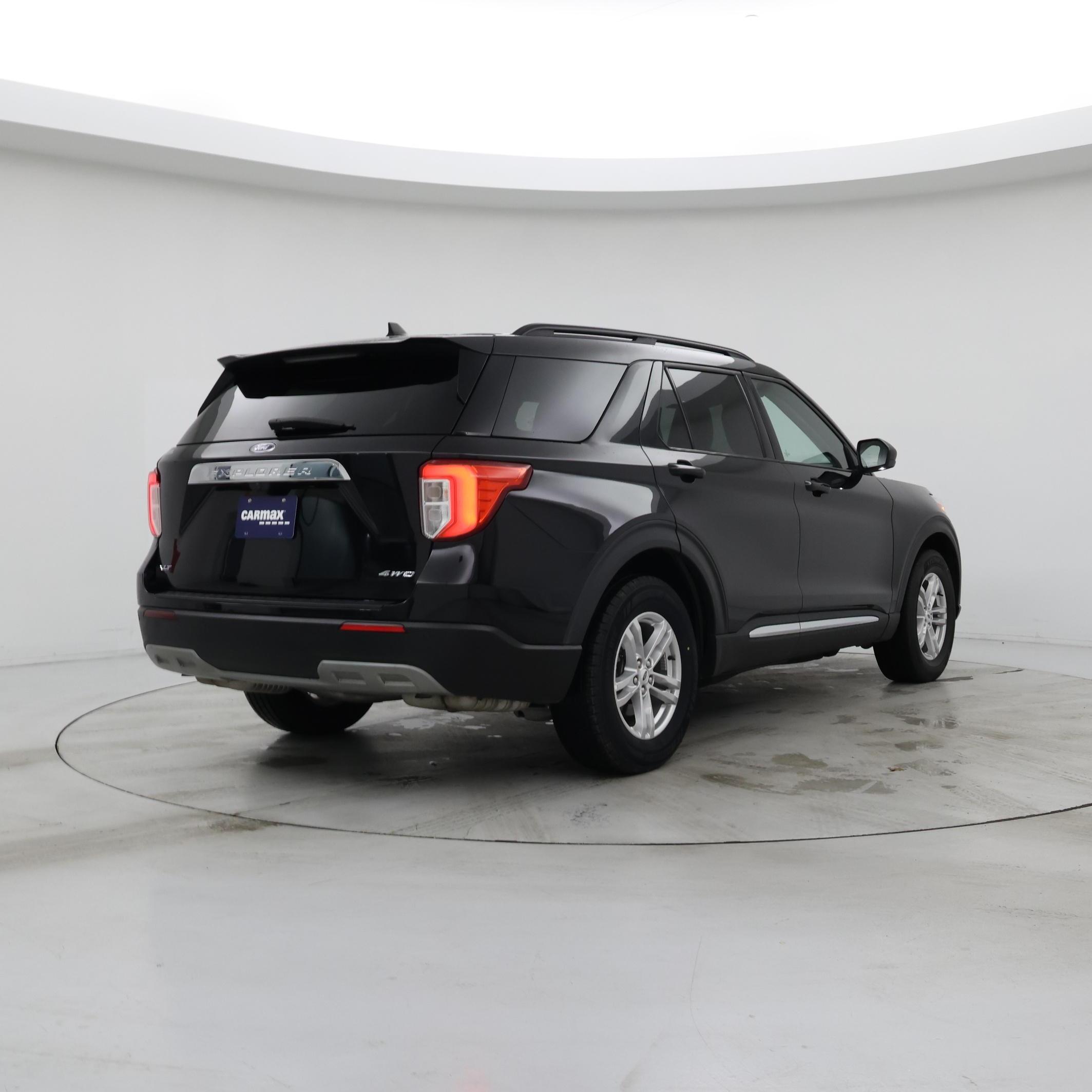 Thumbnail: 2022 Ford Explorer - 8