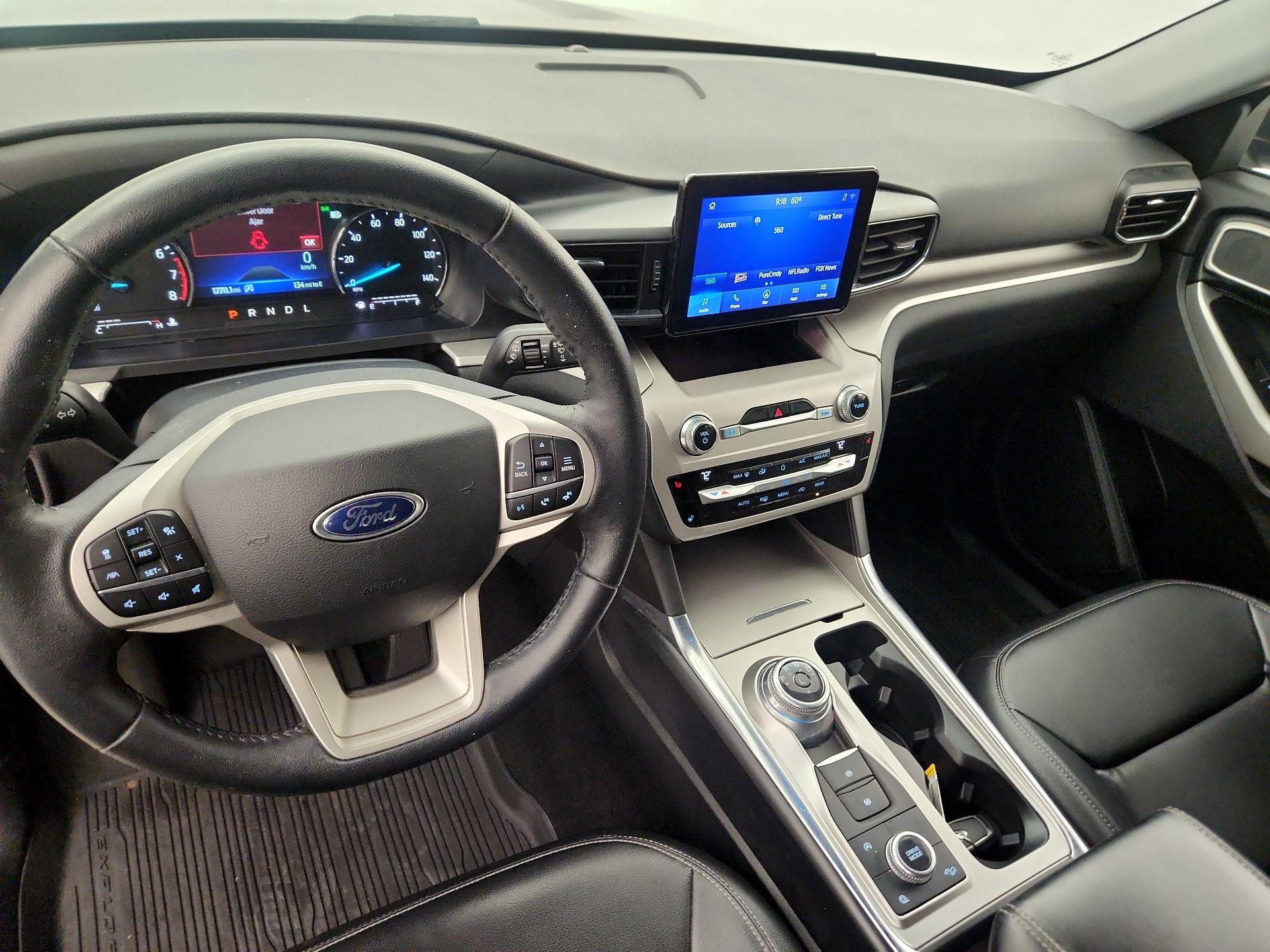 Thumbnail: 2021 Ford Explorer - 9