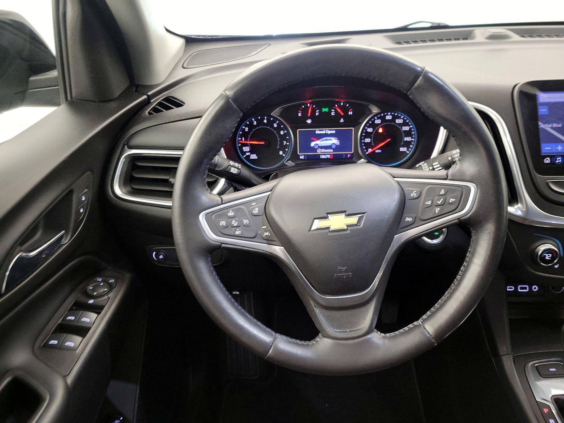 Thumbnail: 2022 Chevrolet Equinox - 10