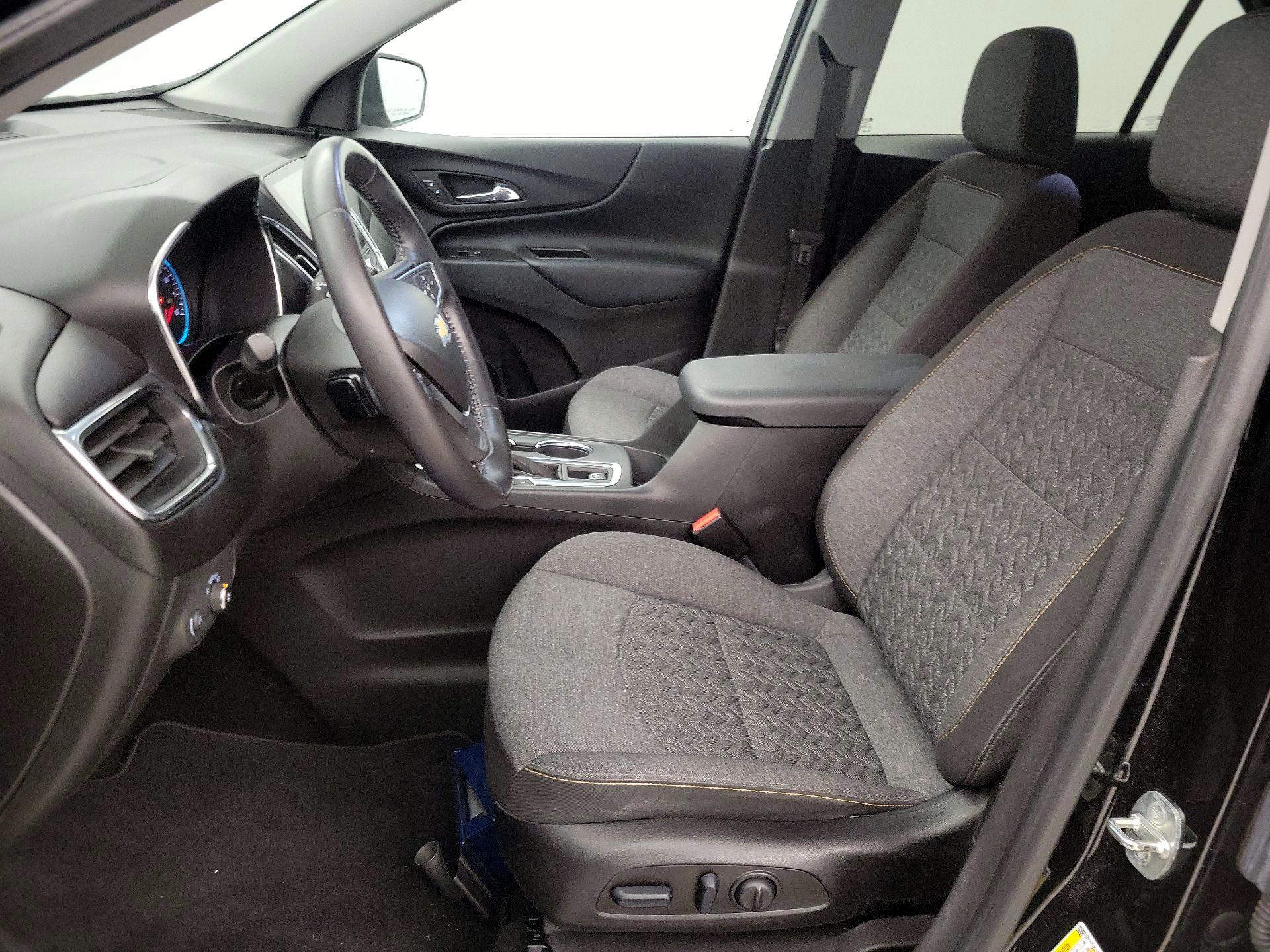 Thumbnail: 2022 Chevrolet Equinox - 11