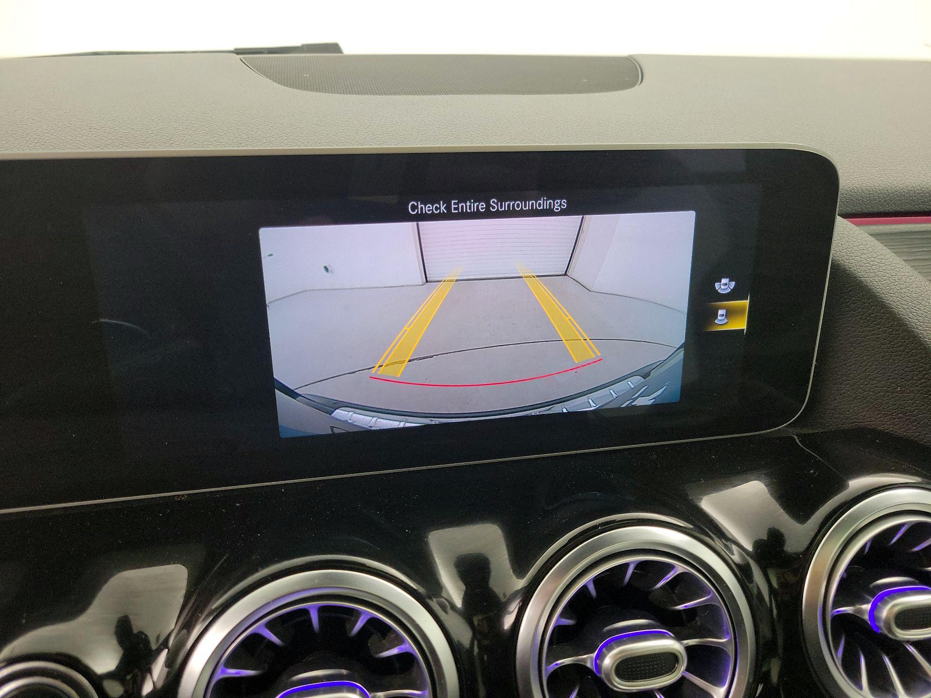 Thumbnail: 2021 Mercedes-Benz GLA - 15