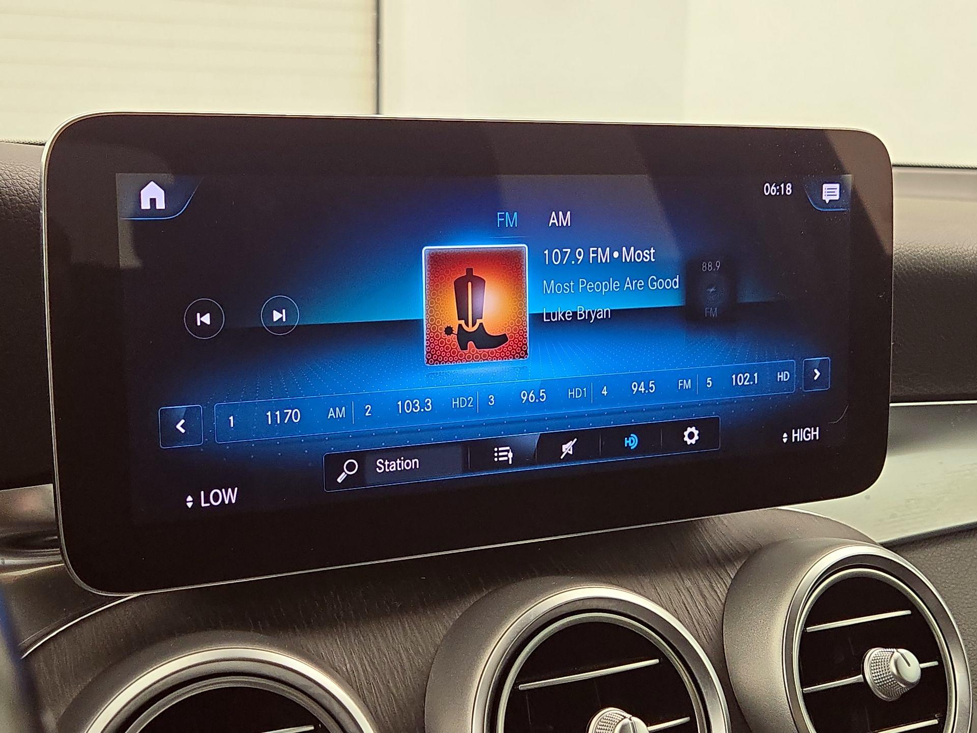 Thumbnail: 2022 Mercedes-Benz GLC - 15