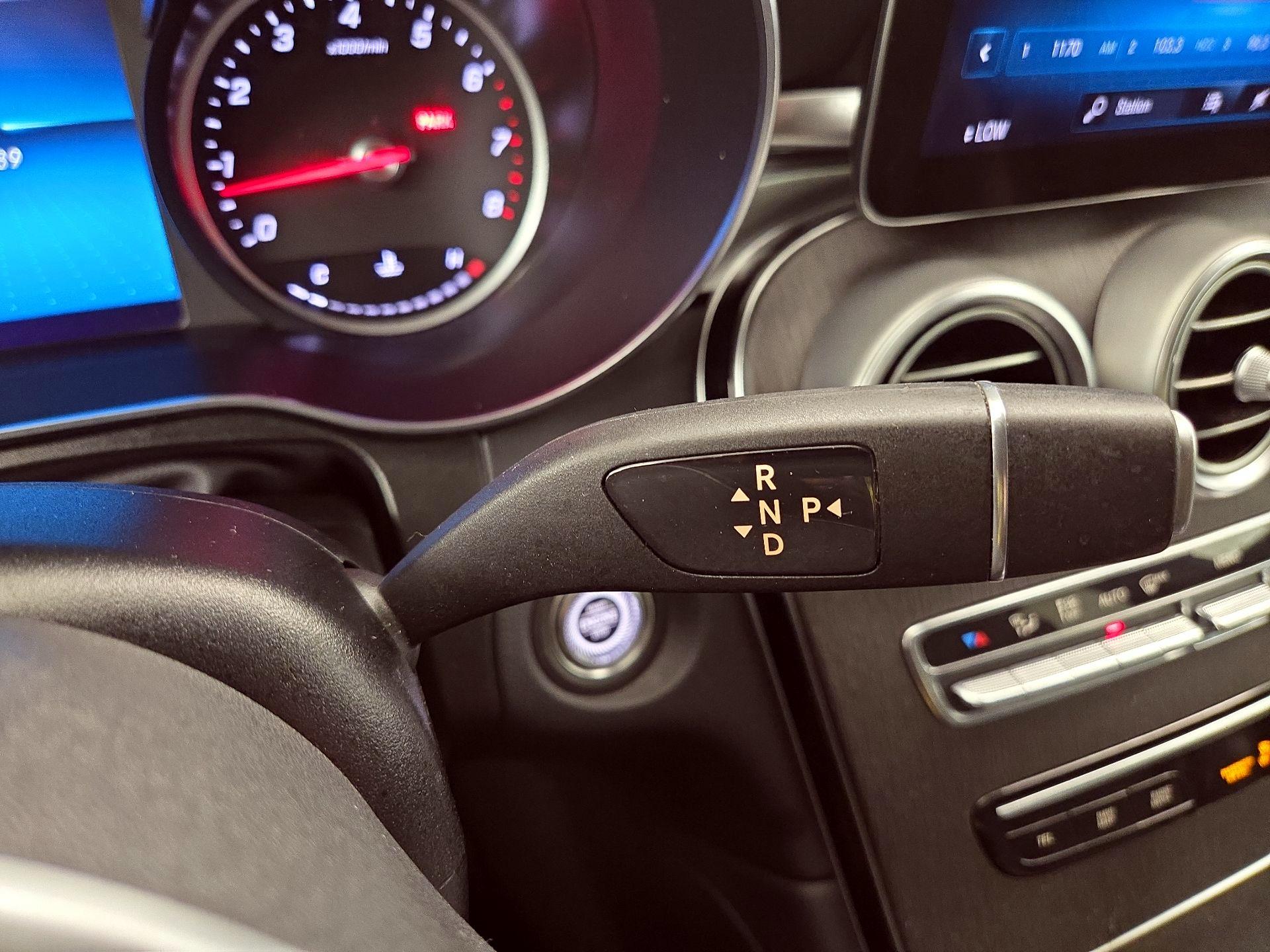 Thumbnail: 2022 Mercedes-Benz GLC - 17