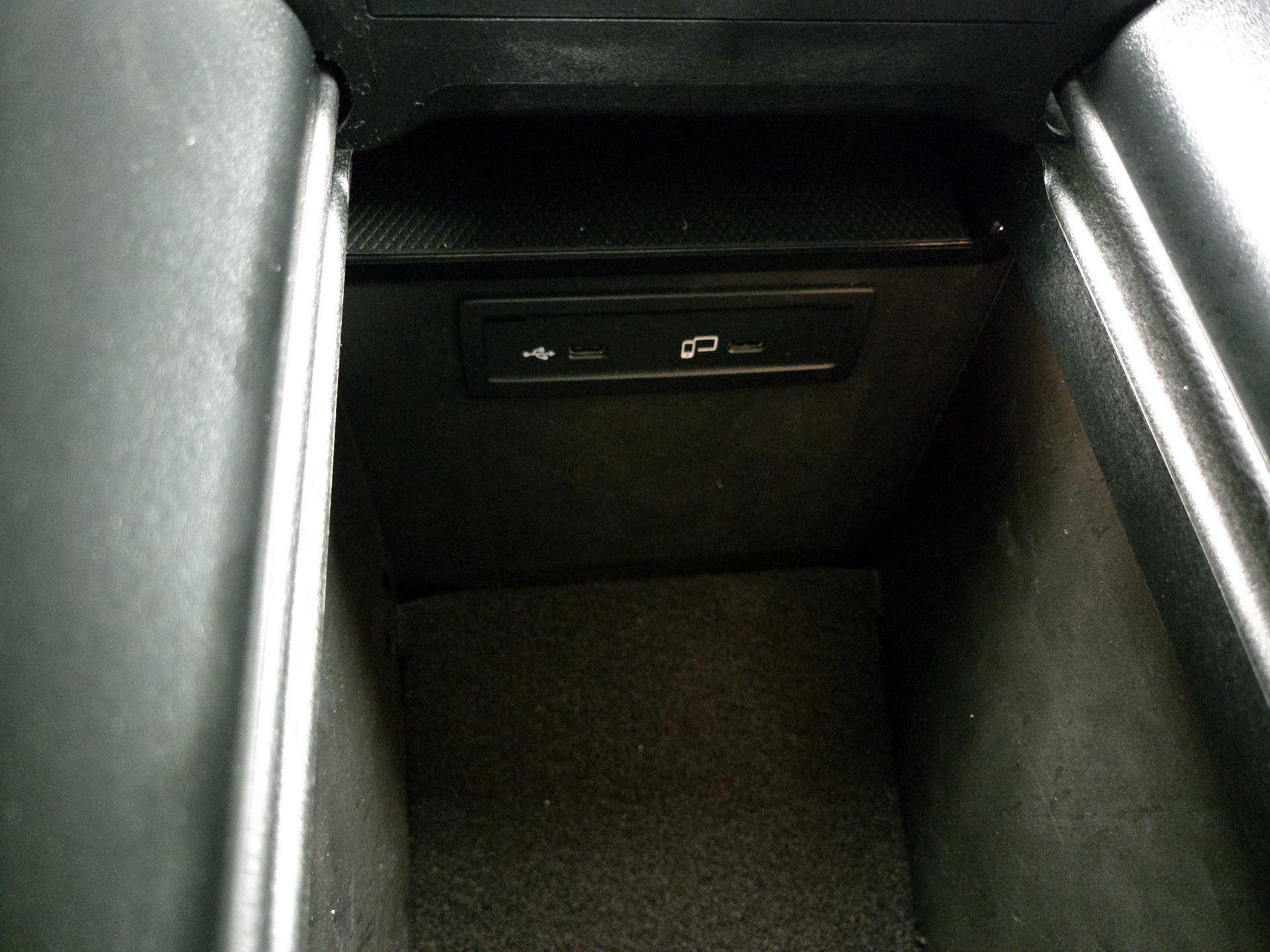 Thumbnail: 2022 Mercedes-Benz GLC - 18