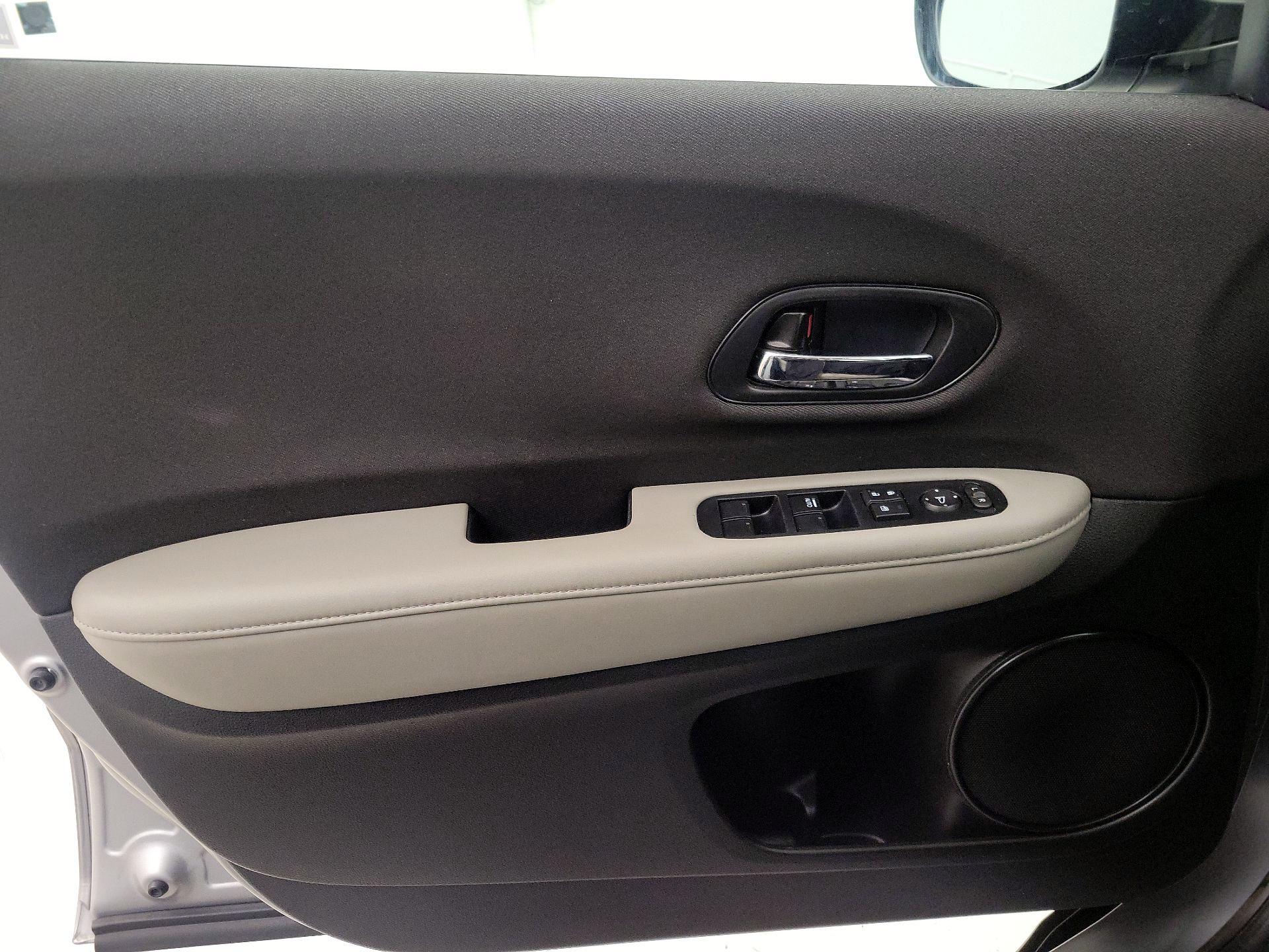 Thumbnail: 2022 Honda HR-V - 12