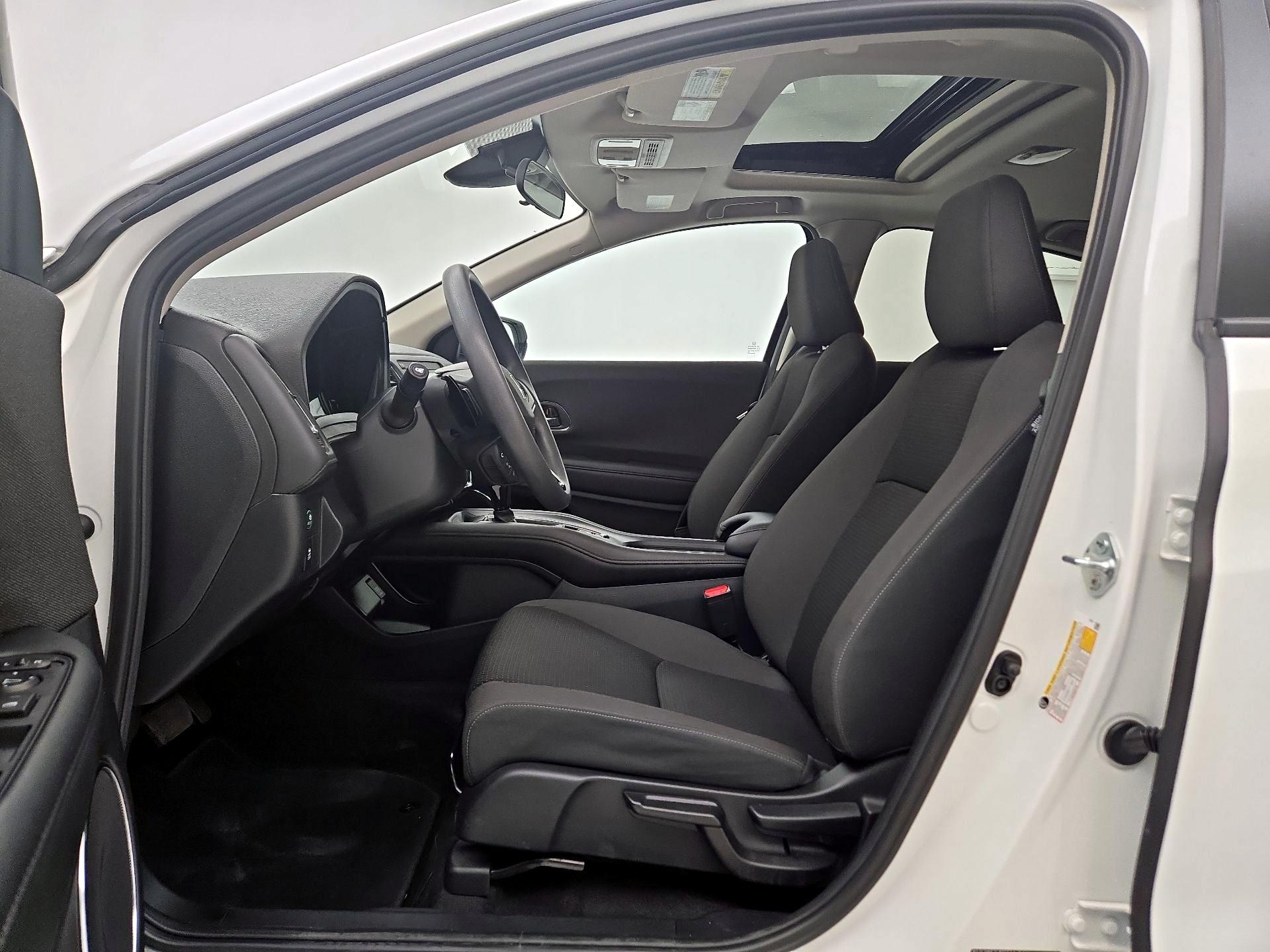 Thumbnail: 2022 Honda HR-V - 11