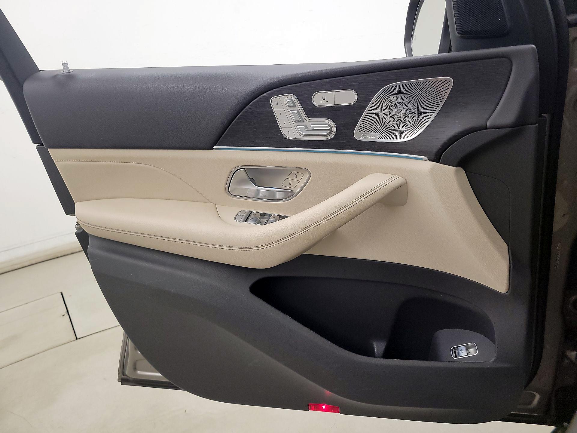 Thumbnail: 2020 Mercedes-Benz GLE - 12