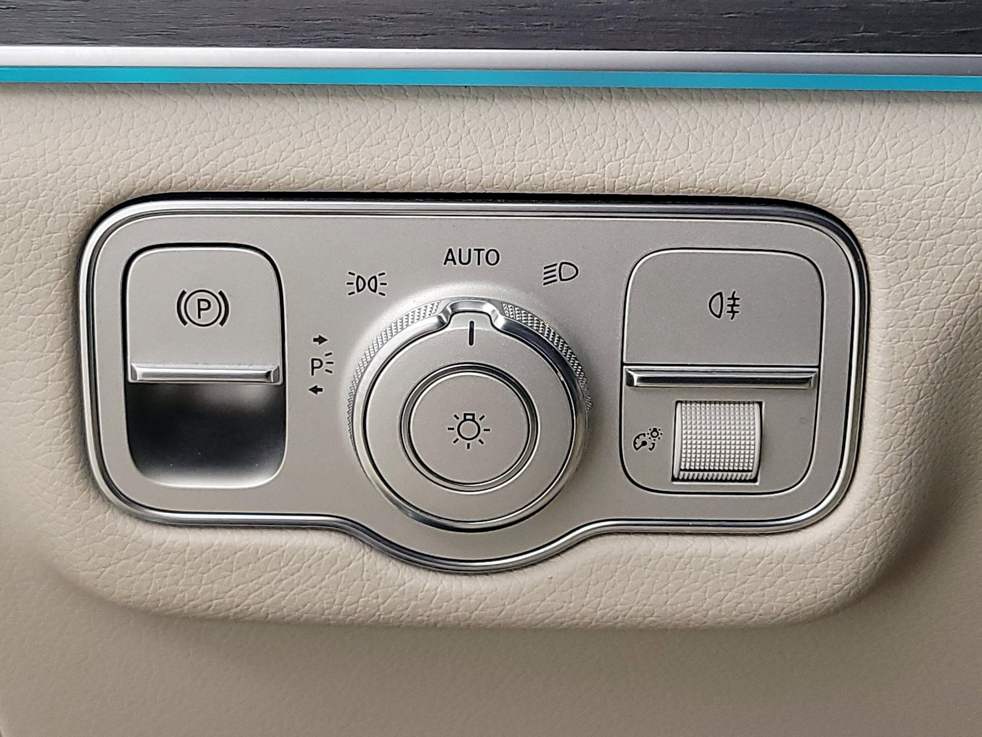 Thumbnail: 2020 Mercedes-Benz GLE - 13