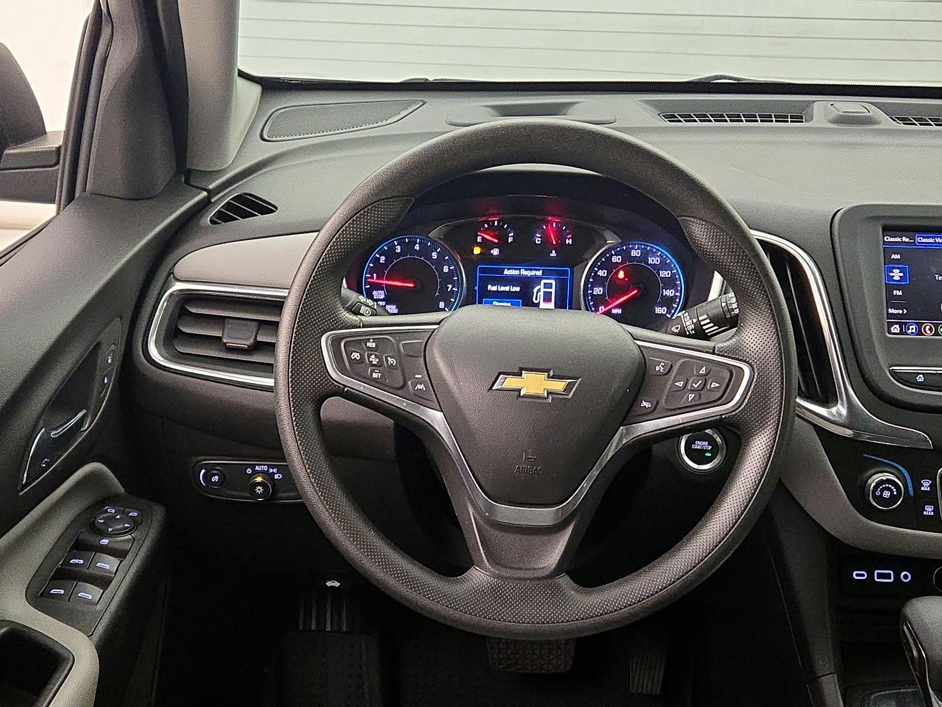 Thumbnail: 2022 Chevrolet Equinox - 10