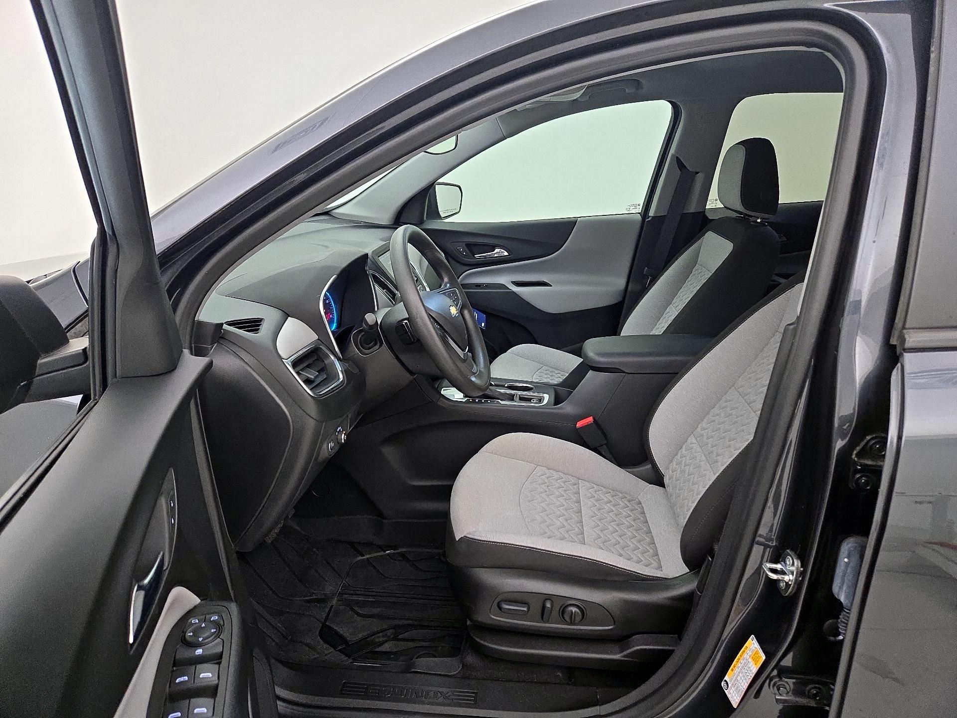 Thumbnail: 2022 Chevrolet Equinox - 11