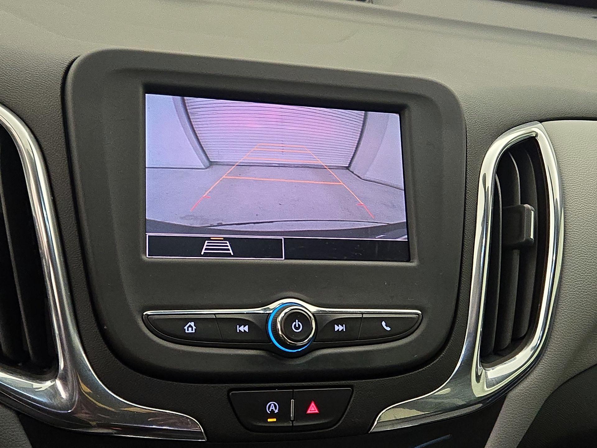 Thumbnail: 2022 Chevrolet Equinox - 14