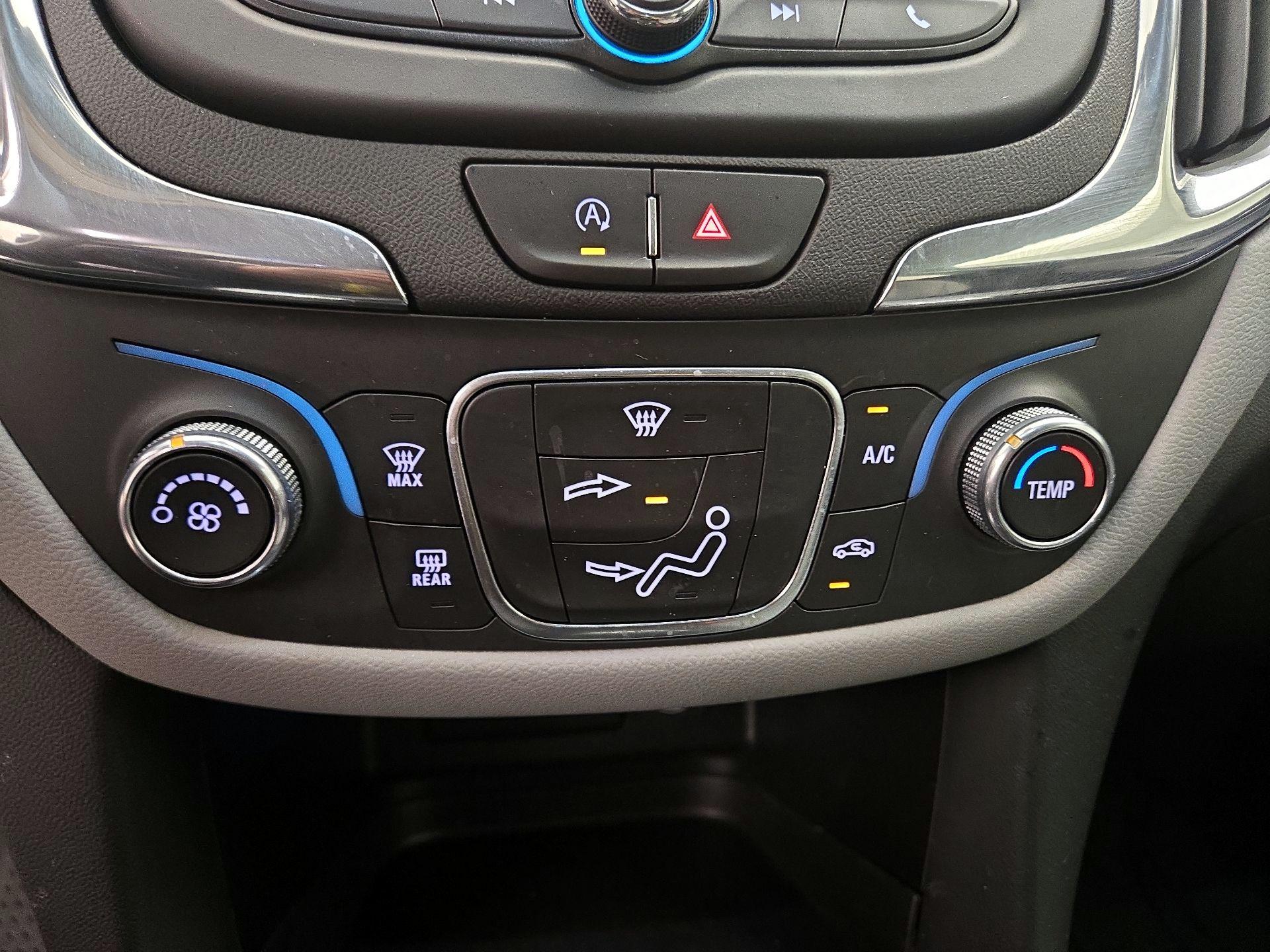 Thumbnail: 2022 Chevrolet Equinox - 16