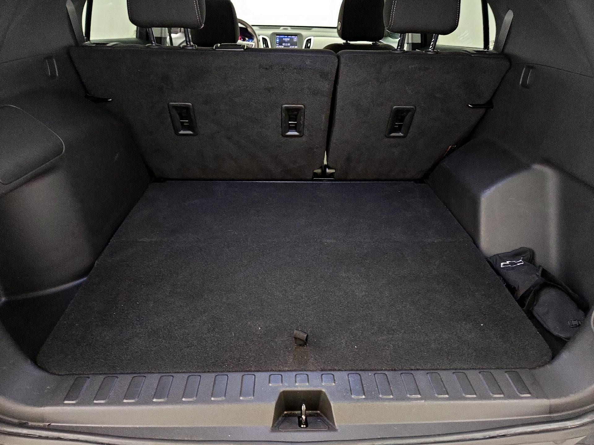 Thumbnail: 2022 Chevrolet Equinox - 20