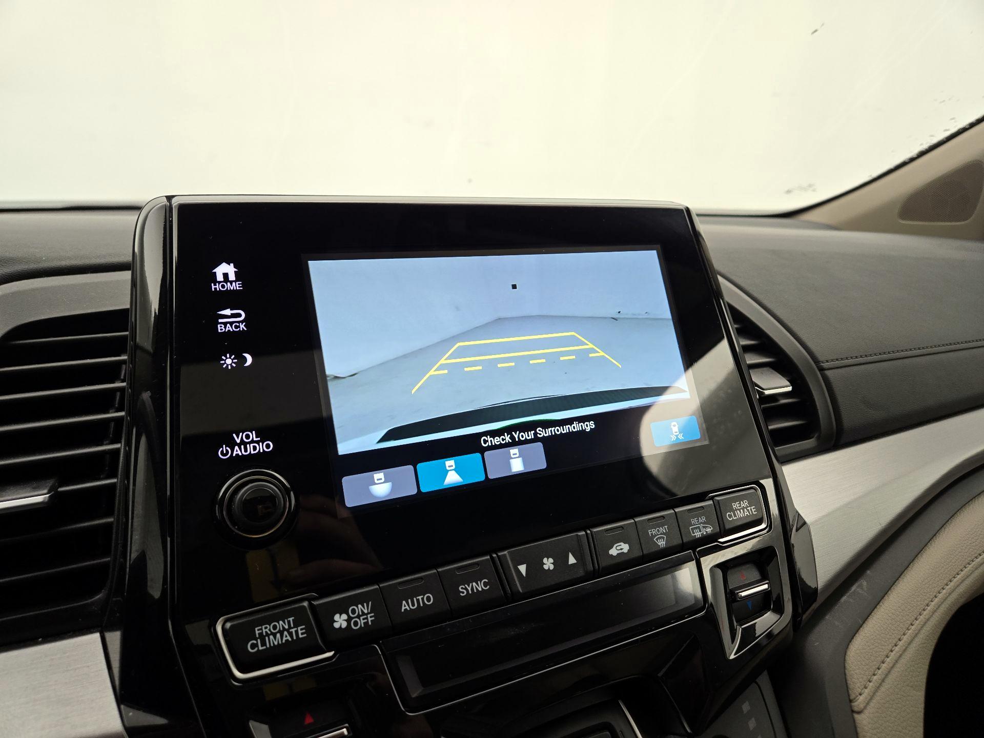 Thumbnail: 2023 Honda Odyssey - 14