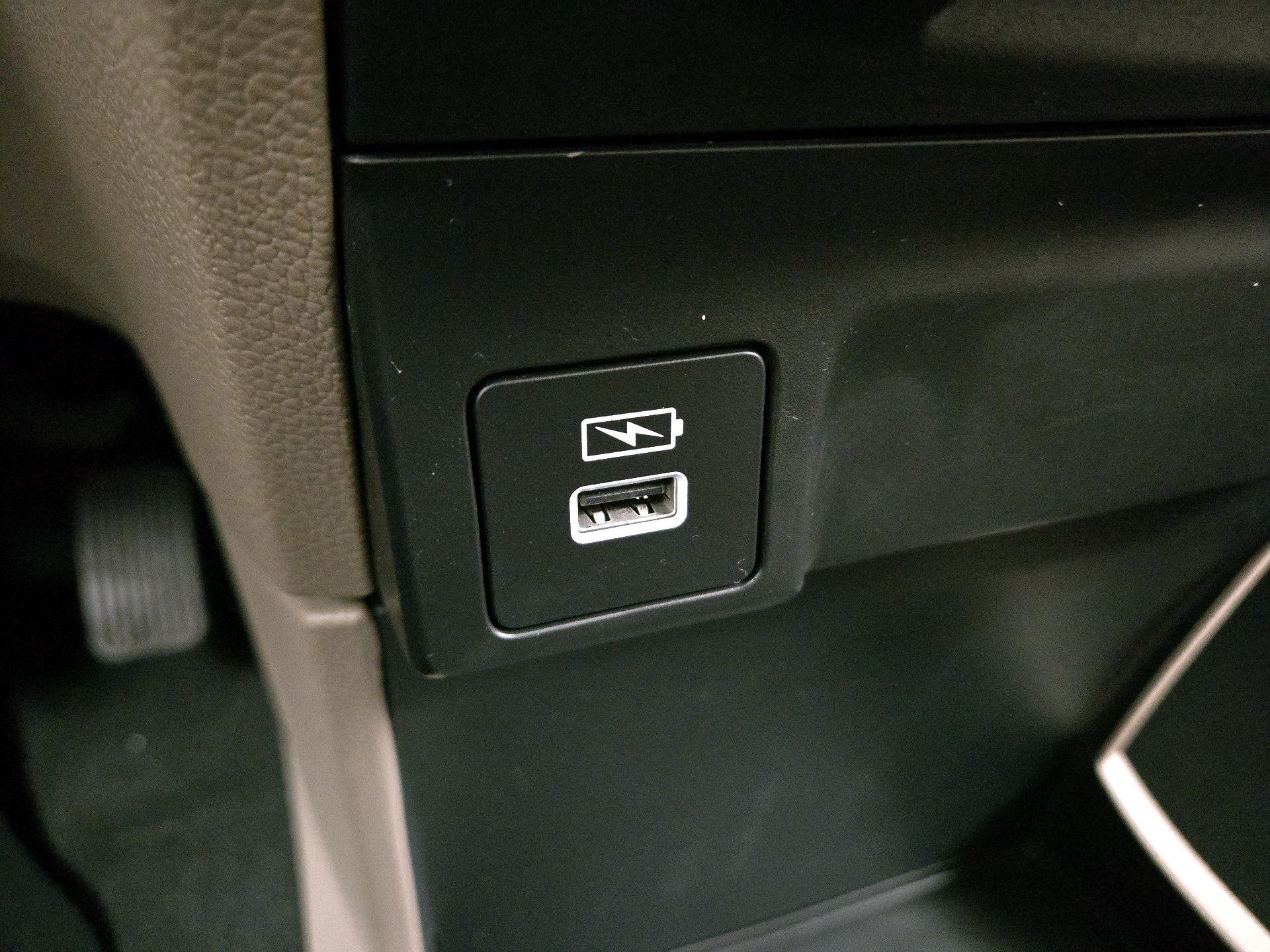 Thumbnail: 2023 Honda Odyssey - 18