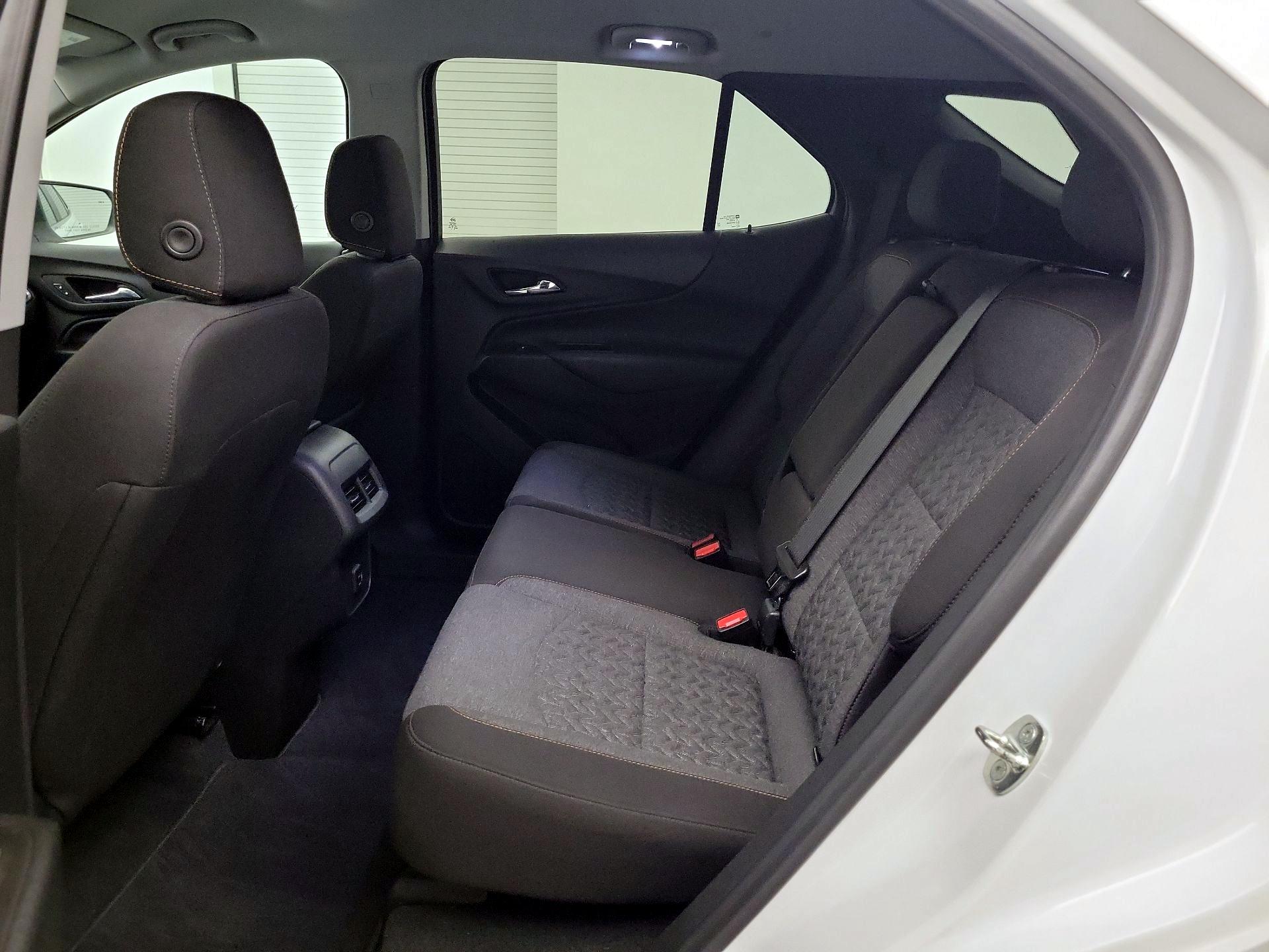 Thumbnail: 2022 Chevrolet Equinox - 17