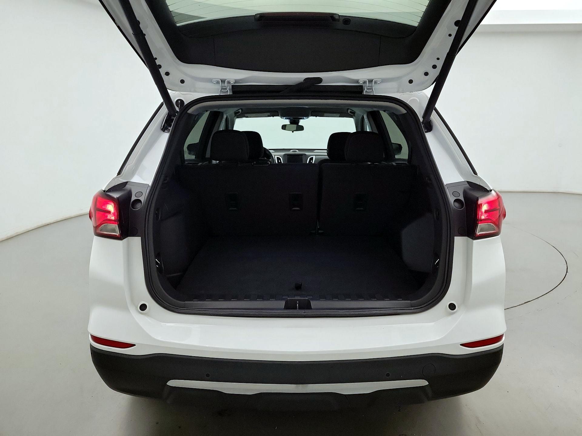 Thumbnail: 2022 Chevrolet Equinox - 18