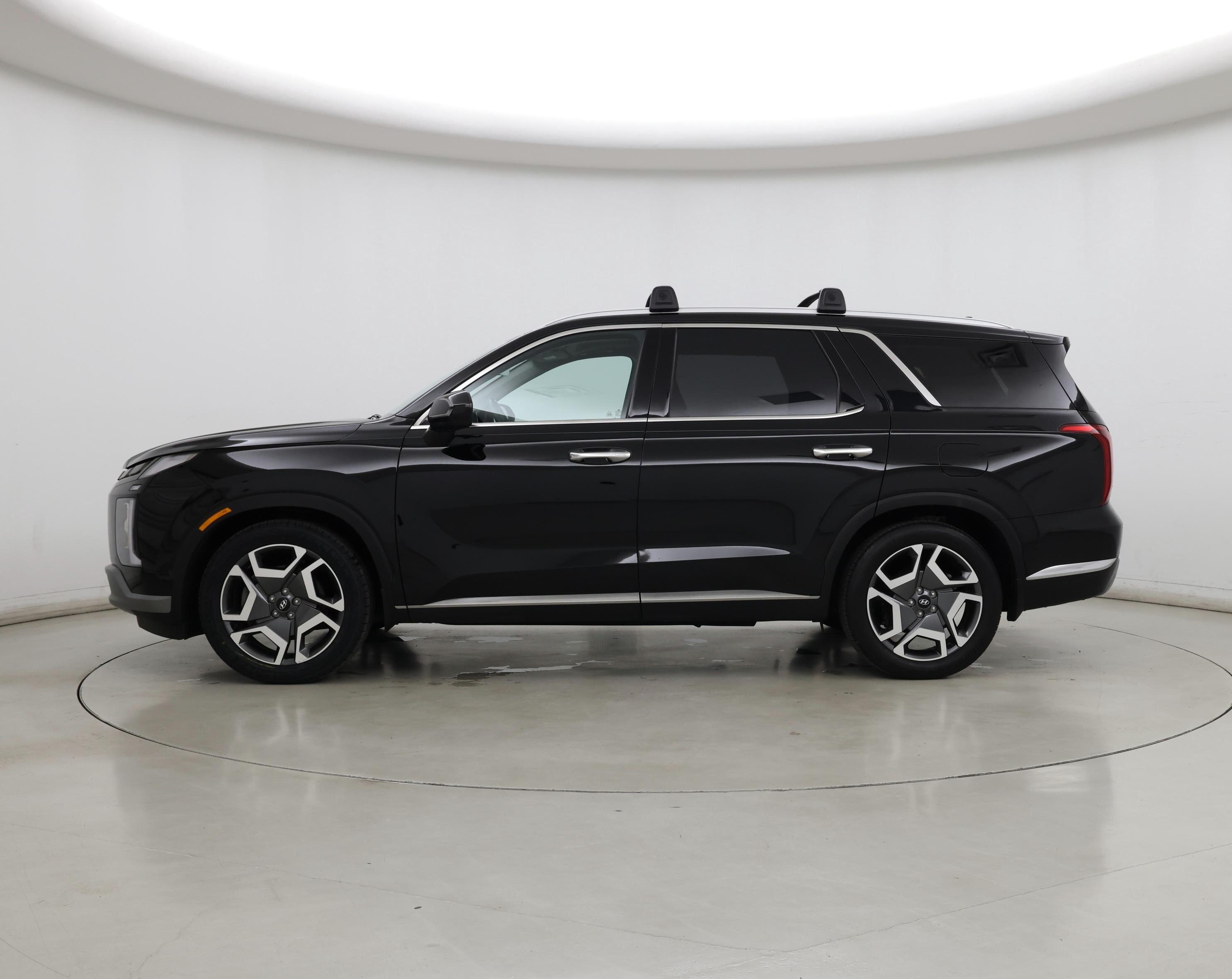 Thumbnail: 2023 Hyundai Palisade - 3