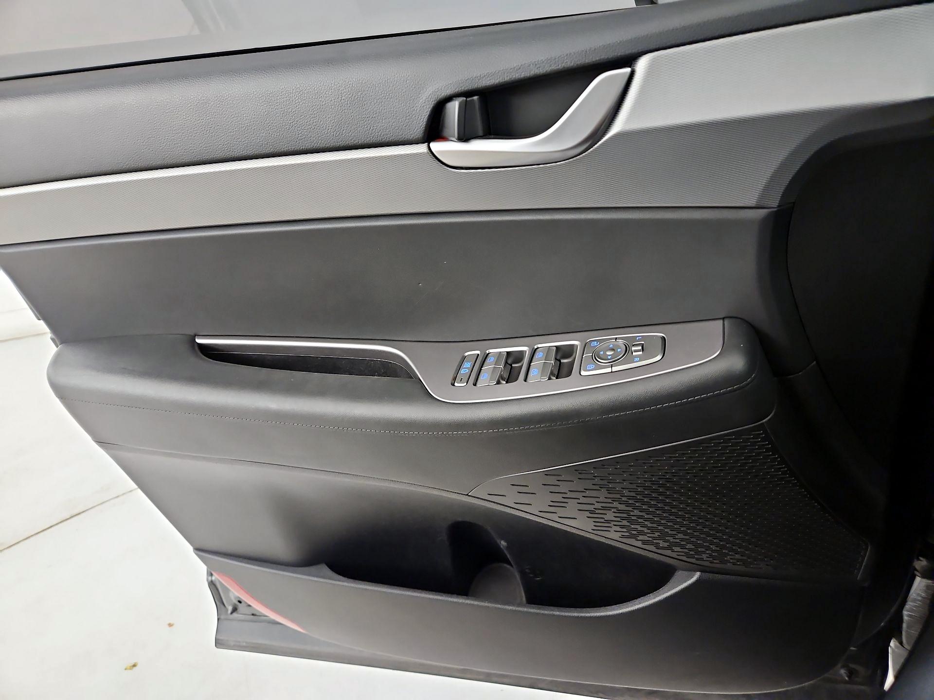 Thumbnail: 2022 Hyundai Palisade - 12