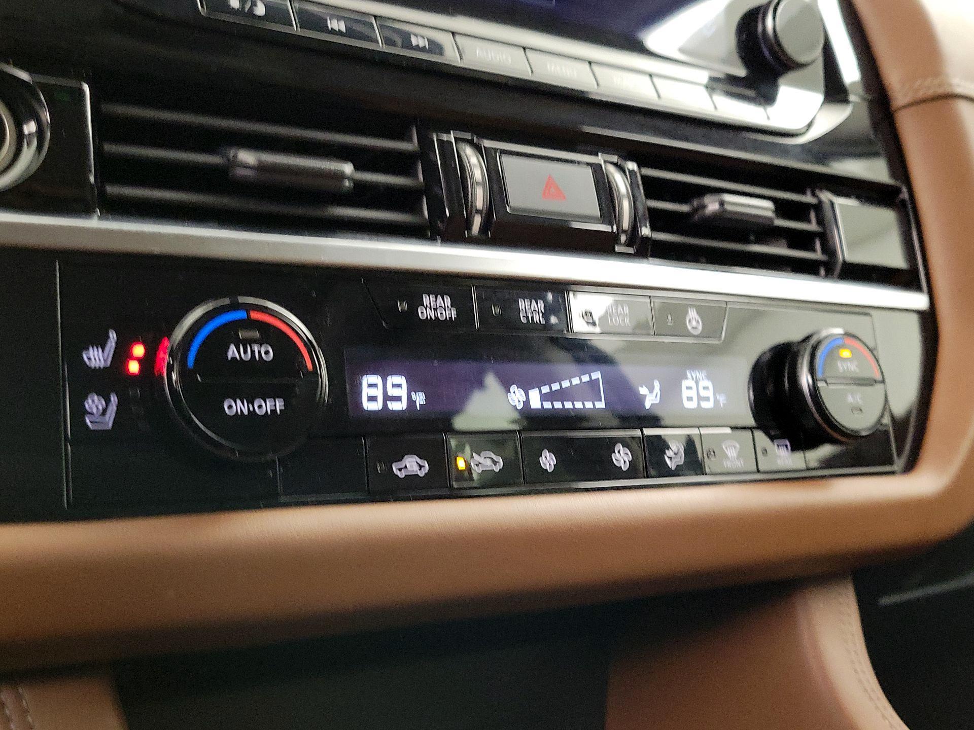 Thumbnail: 2022 Nissan Pathfinder - 17