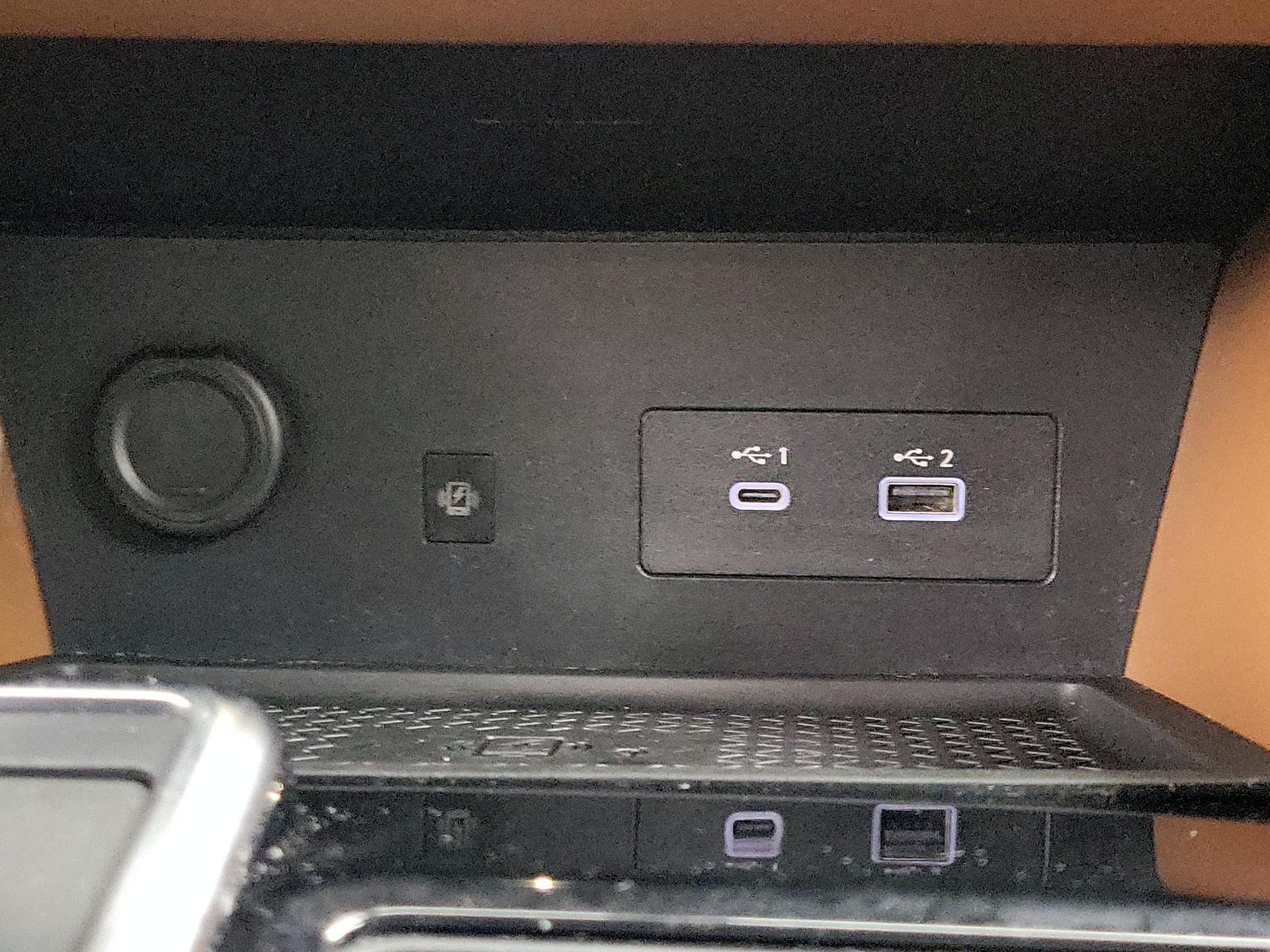 Thumbnail: 2022 Nissan Pathfinder - 19